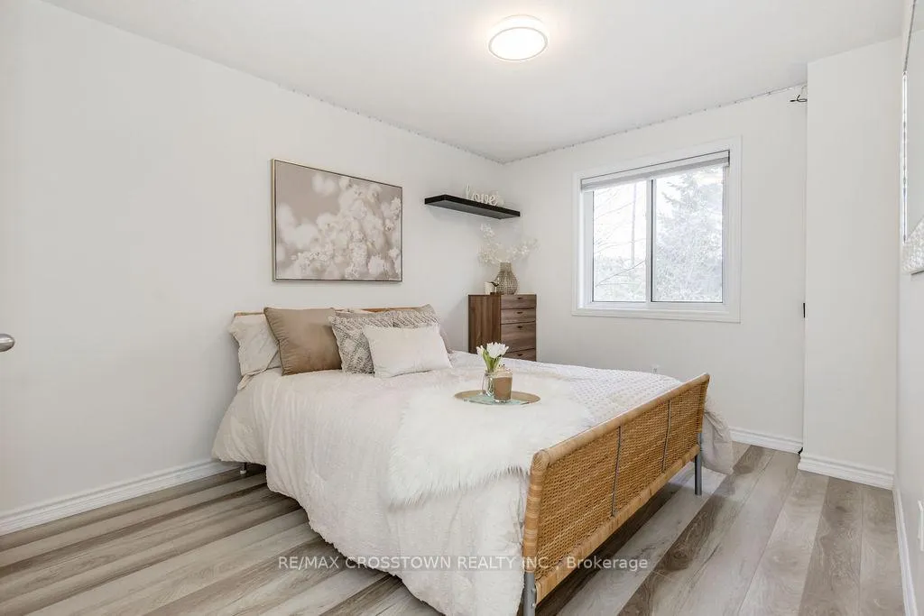 Photo 30 of 18 Stoneybrook Crescent, Barrie, Ardagh — HOMEH