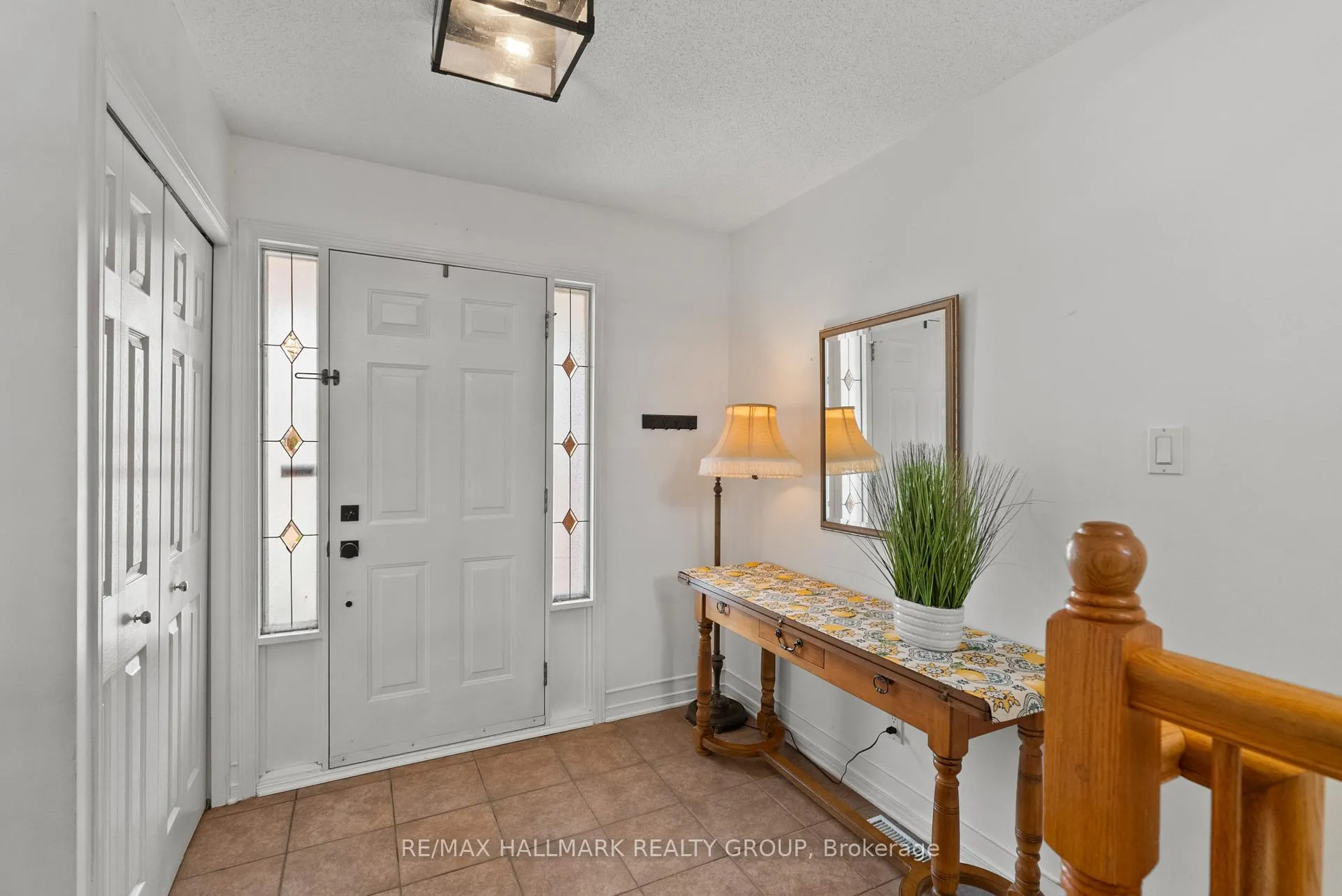 Photo 4 of 243 Gladeview Private, Ottawa, Upper Hunt Club — HOMEH