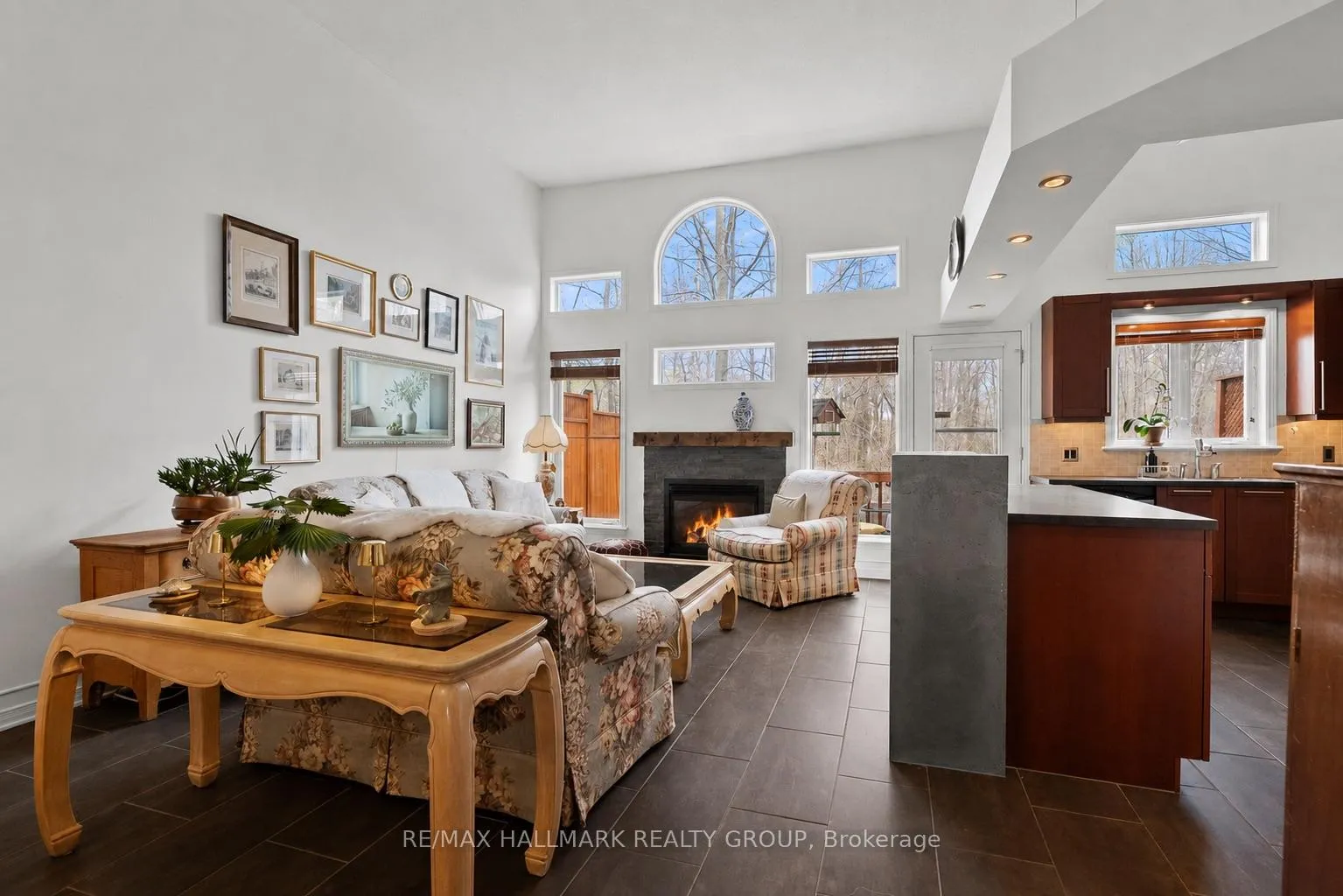 Photo 8 of 243 Gladeview Private, Ottawa, Upper Hunt Club — HOMEH