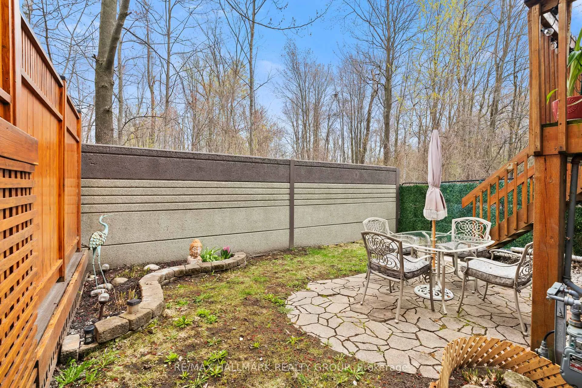 Photo 31 of 243 Gladeview Private, Ottawa, Upper Hunt Club — HOMEH