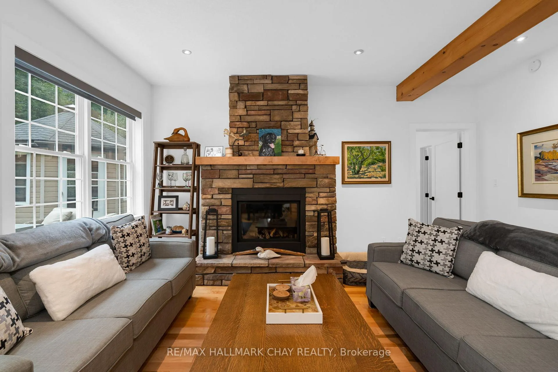 Photo 14 of 26 Eleventh Street, Midland — HOMEH
