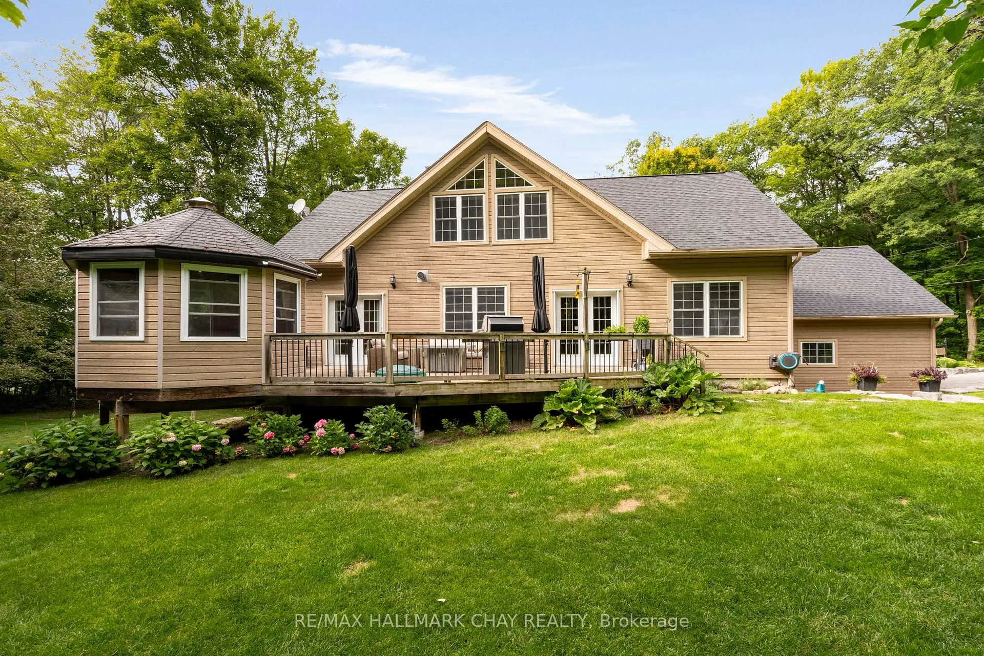 Photo 46 of 26 Eleventh Street, Midland — HOMEH