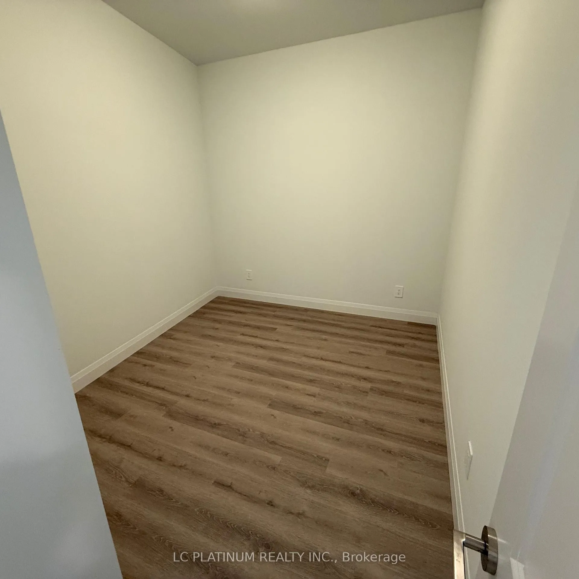 Photo 6 of Unit 107, 1333 Weber Street E, Kitchener — HOMEH