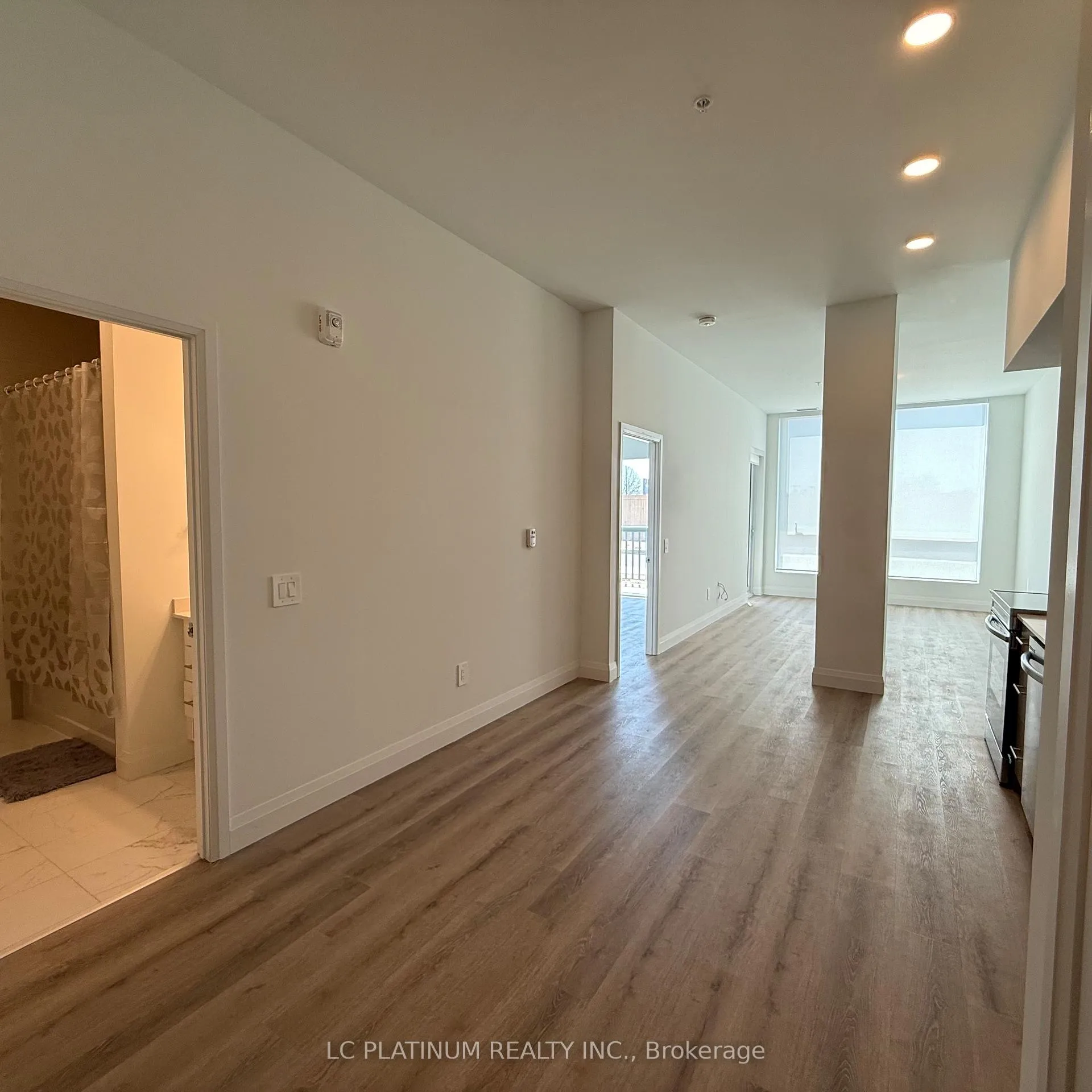 Photo 8 of Unit 107, 1333 Weber Street E, Kitchener — HOMEH