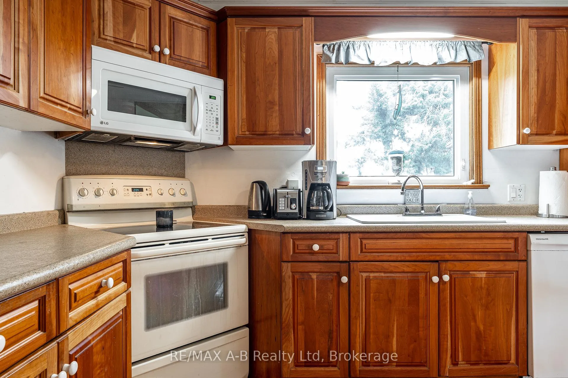 Photo 10 of 2624 Line 47, Perth East, North Easthope — HOMEH