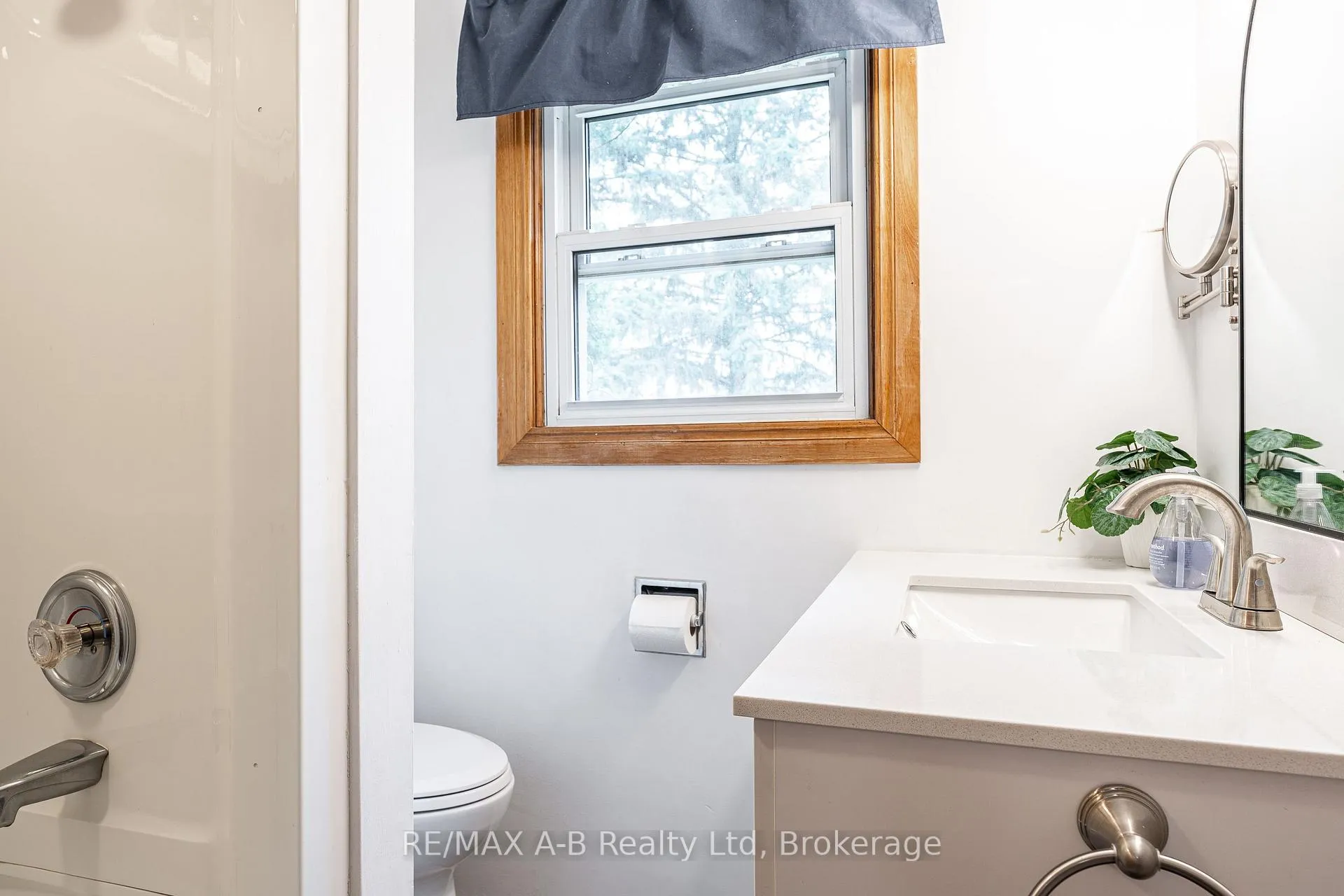 Photo 16 of 2624 Line 47, Perth East, North Easthope — HOMEH