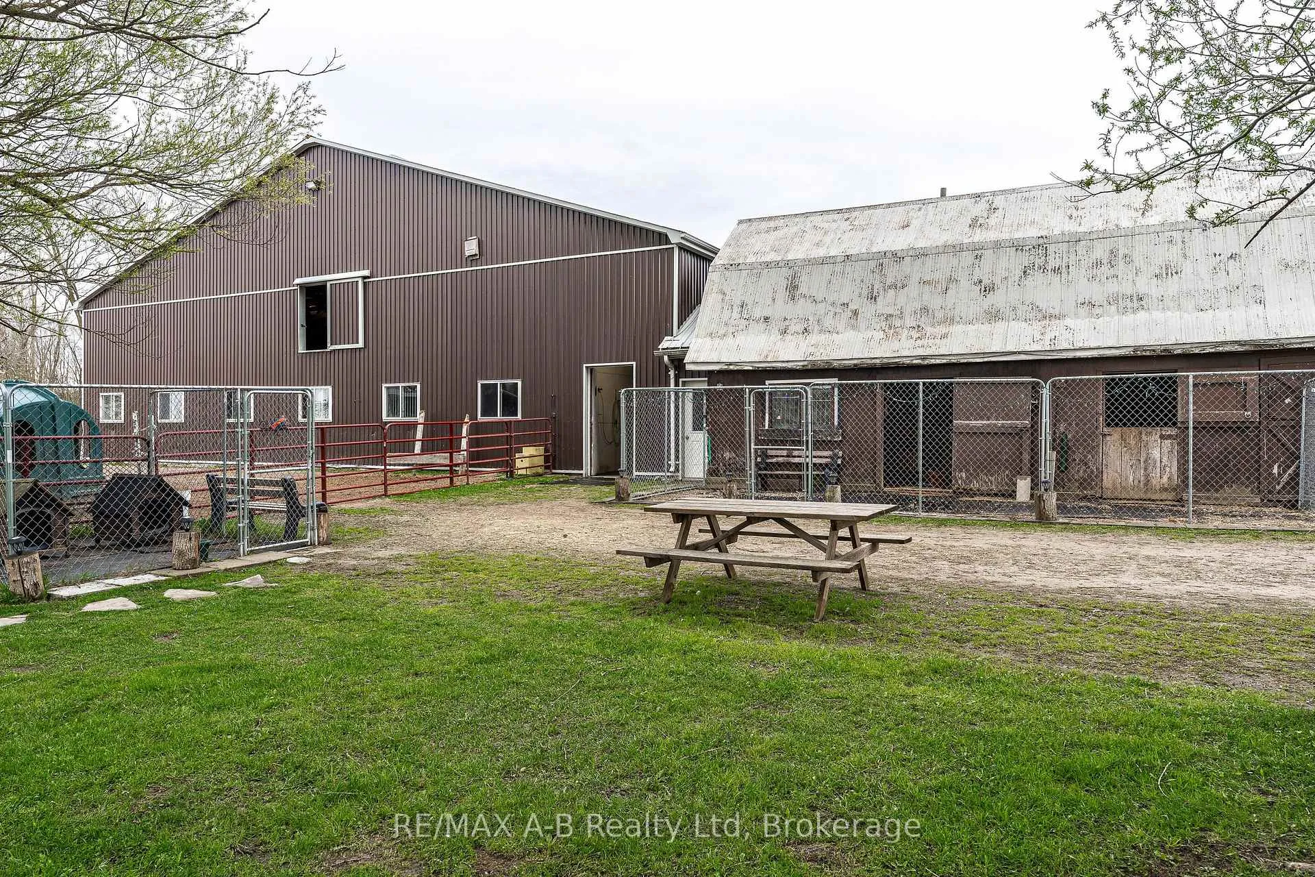 Photo 36 of 2624 Line 47, Perth East, North Easthope — HOMEH