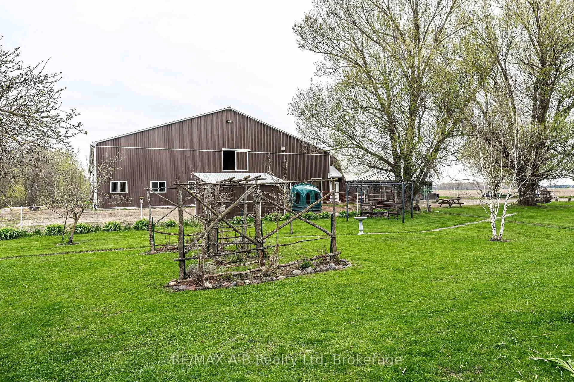 Photo 42 of 2624 Line 47, Perth East, North Easthope — HOMEH