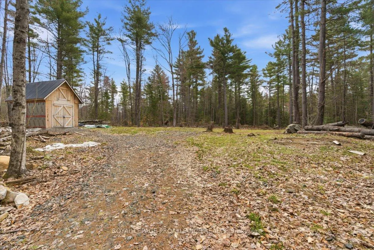Photo 5 of 265 Addington Road 4, Frontenac, Frontenac North — HOMEH