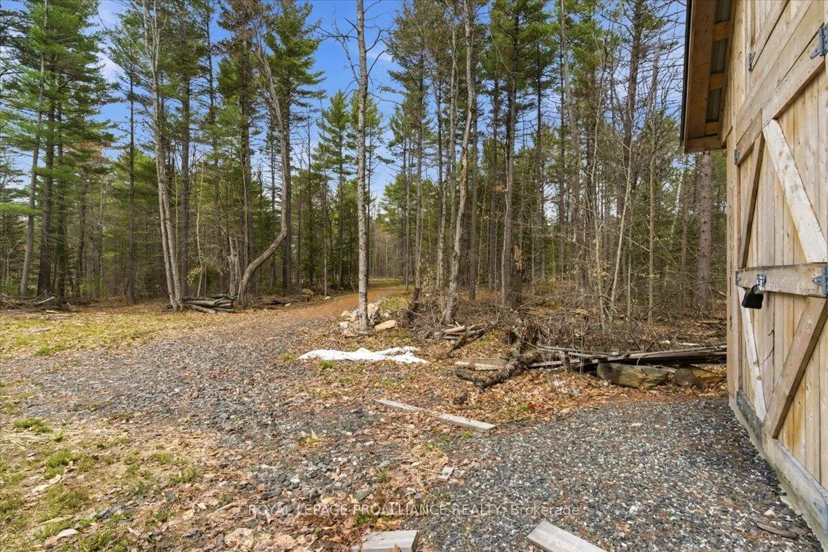 Photo 10 of 265 Addington Road 4, Frontenac, Frontenac North — HOMEH