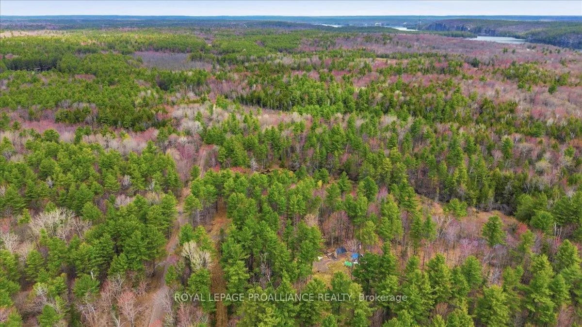Photo 15 of 265 Addington Road 4, Frontenac, Frontenac North — HOMEH