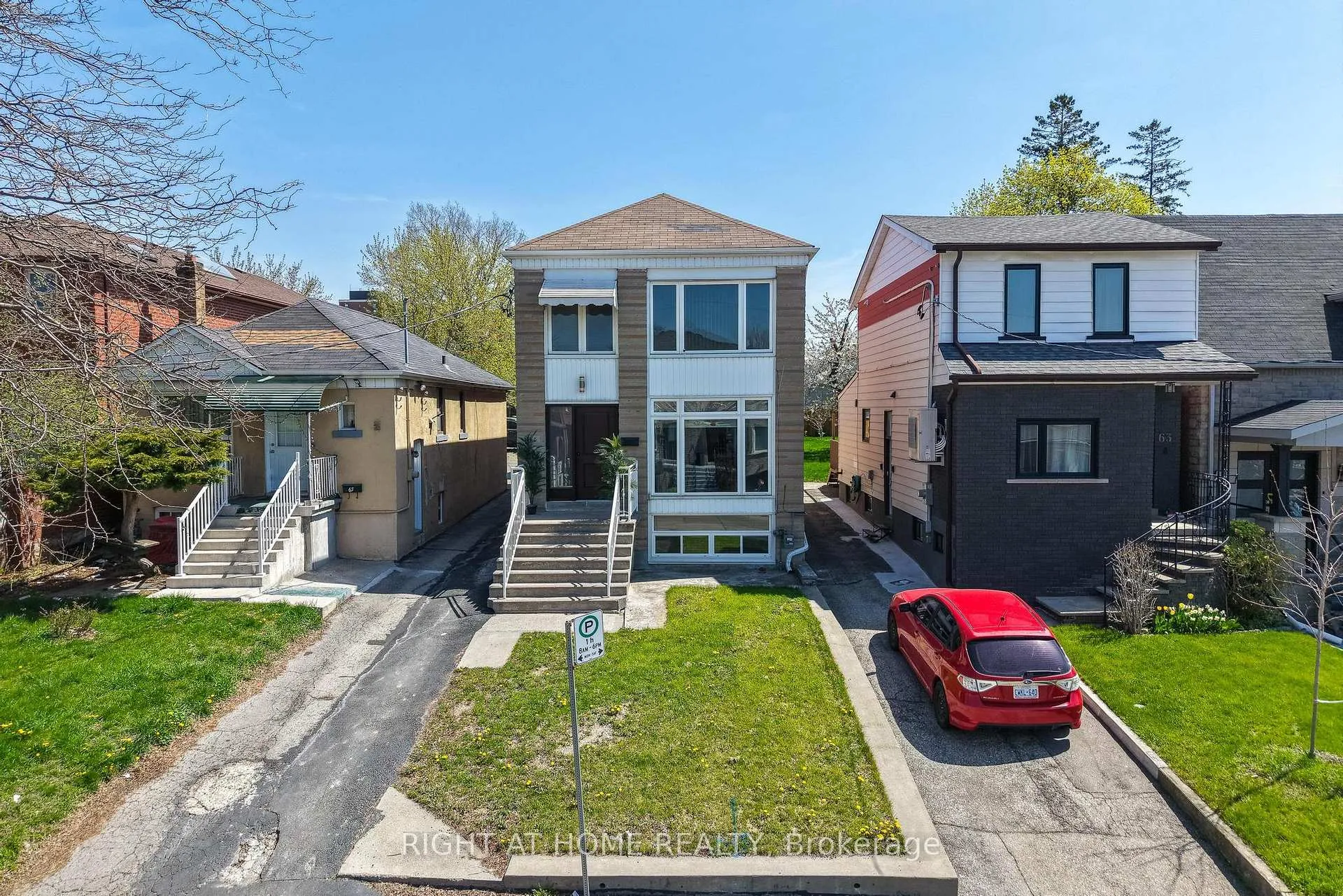 Photo 2 of 65 Branstone Road, Toronto, Caledonia-Fairbank — HOMEH
