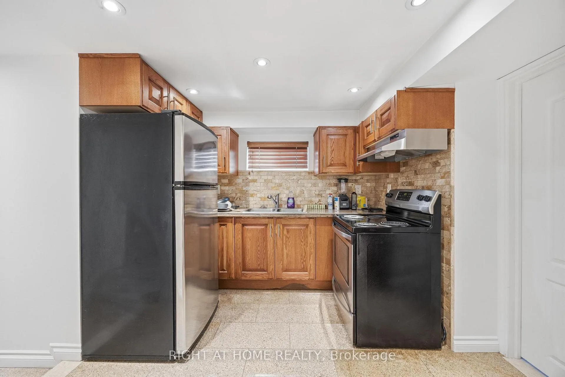 Photo 22 of 65 Branstone Road, Toronto, Caledonia-Fairbank — HOMEH
