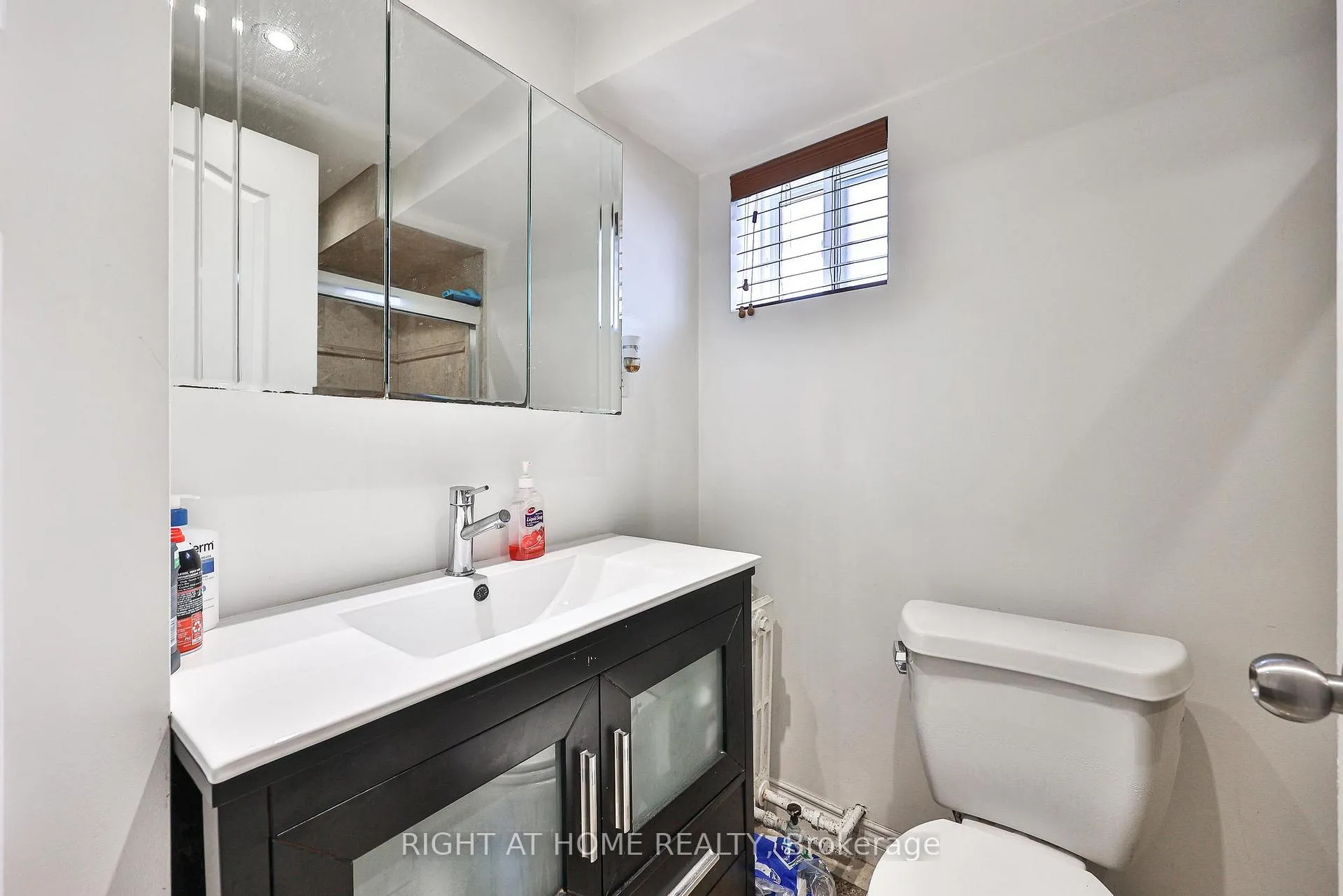 Photo 28 of 65 Branstone Road, Toronto, Caledonia-Fairbank — HOMEH