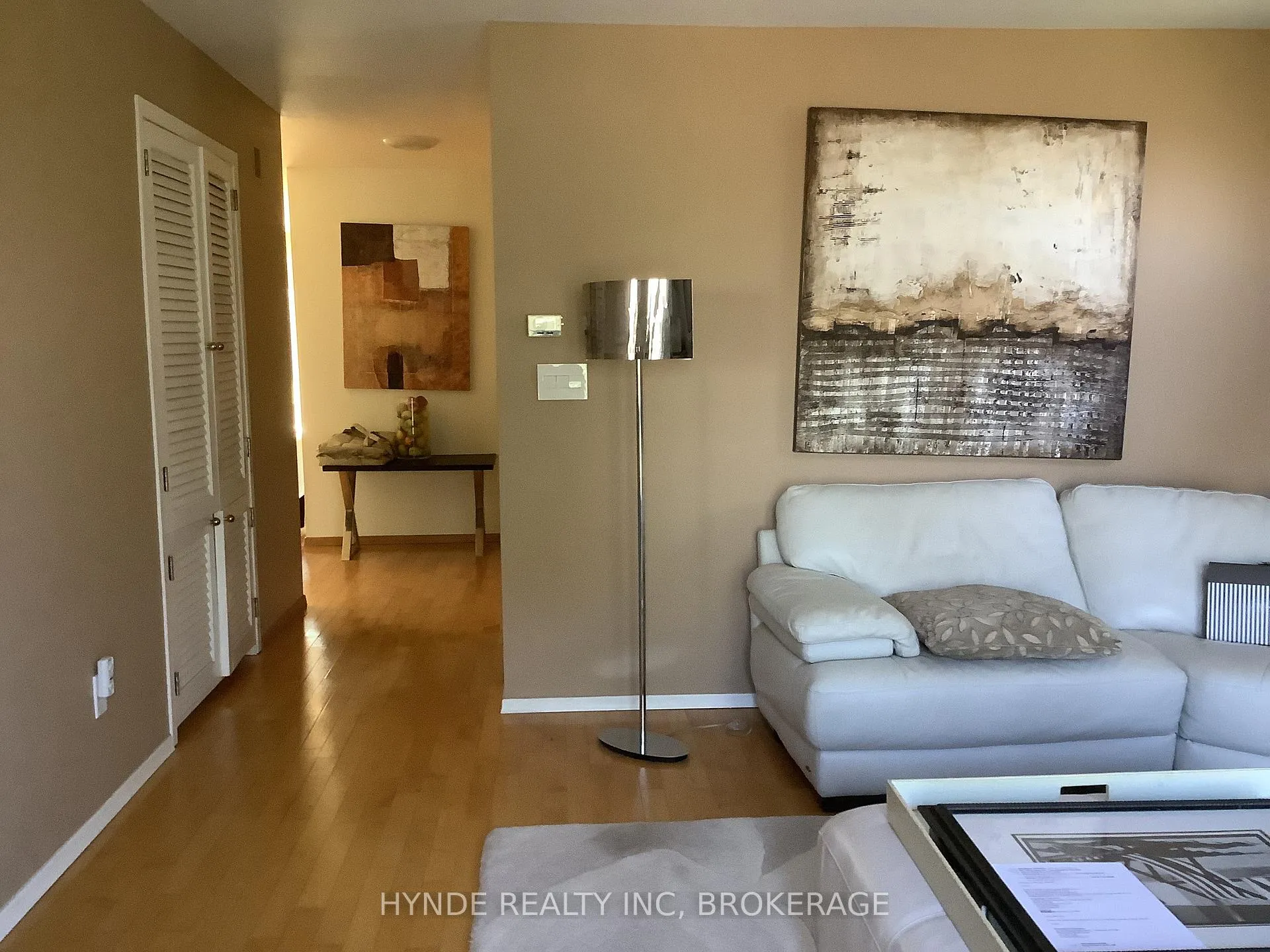 Photo 13 of 24 Woodmount Dr, St. Catharines, Burleigh Hill — HOMEH