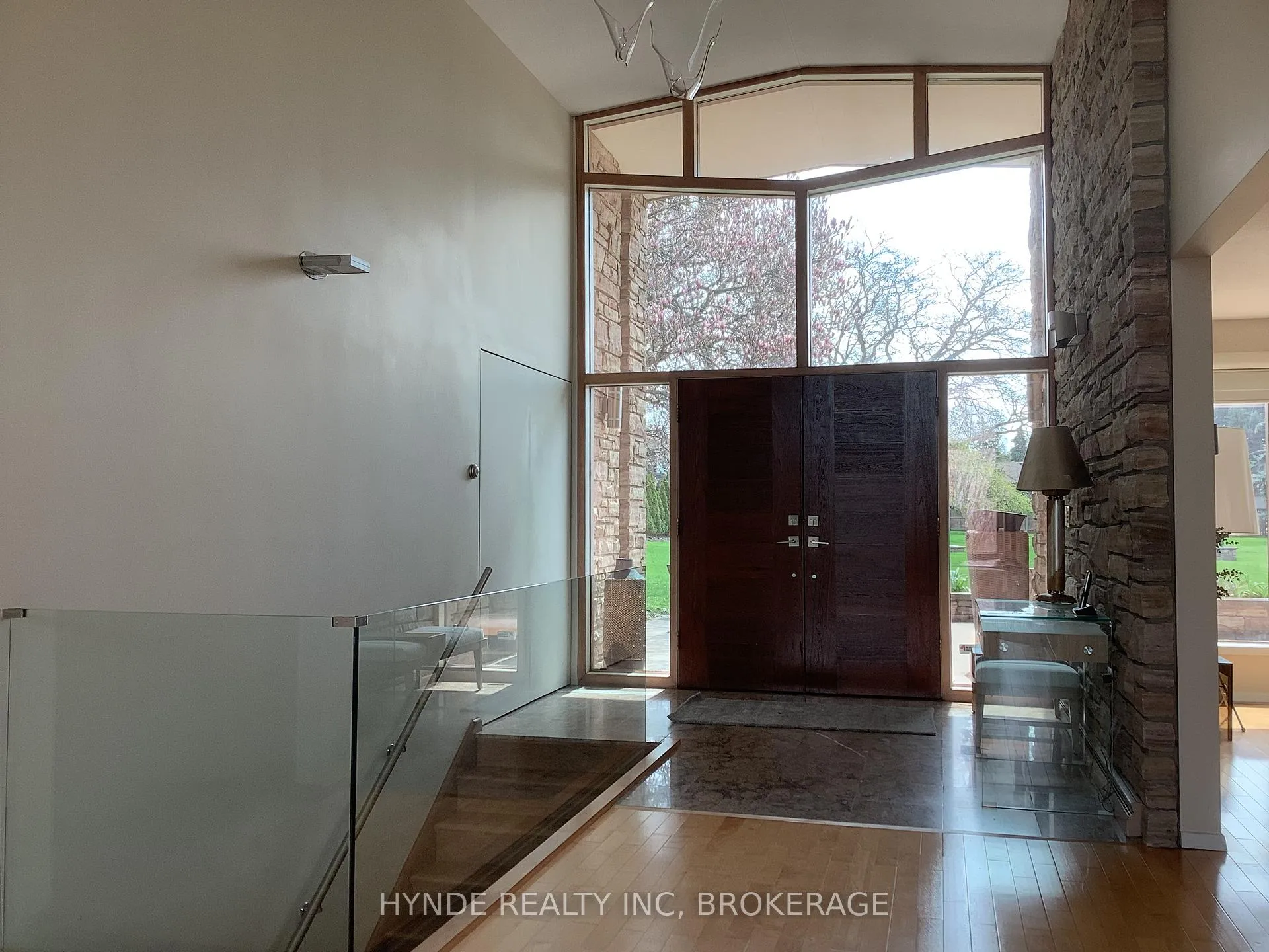 Photo 26 of 24 Woodmount Dr, St. Catharines, Burleigh Hill — HOMEH