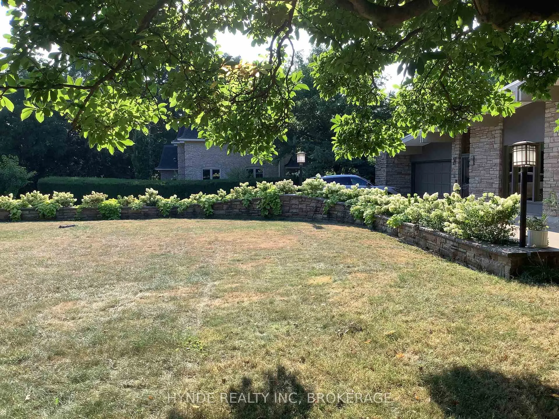 Photo 27 of 24 Woodmount Dr, St. Catharines, Burleigh Hill — HOMEH