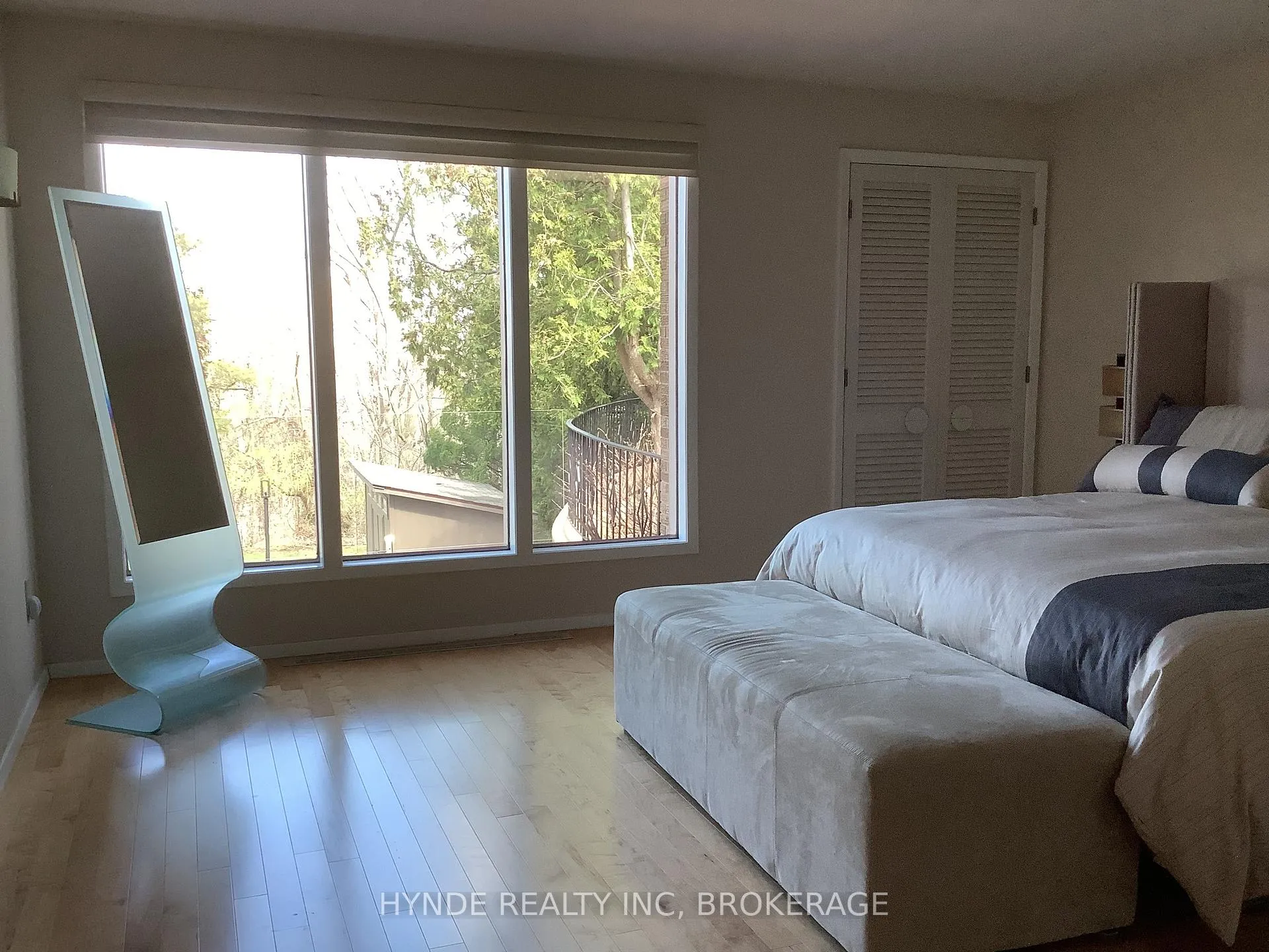 Photo 28 of 24 Woodmount Dr, St. Catharines, Burleigh Hill — HOMEH