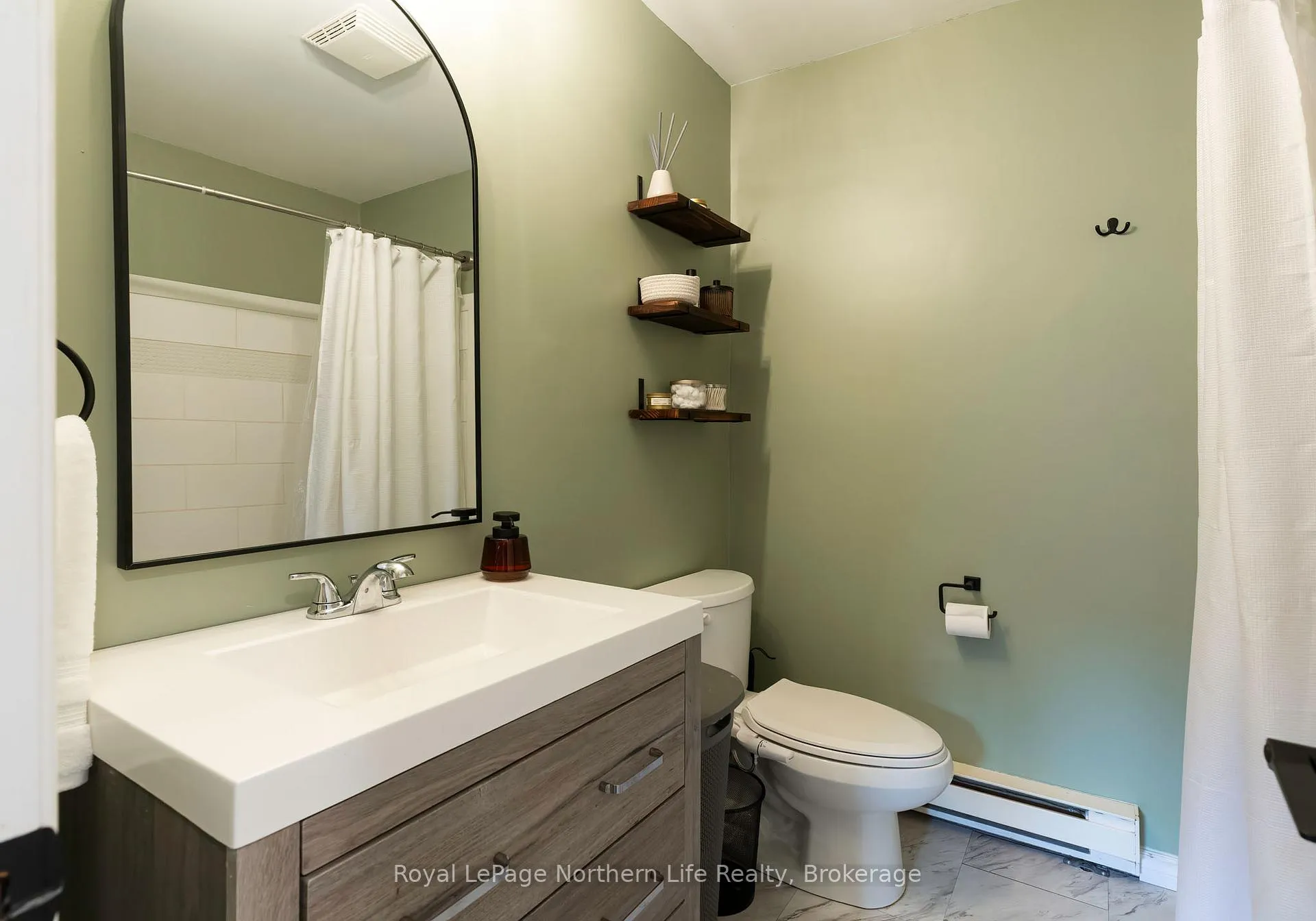 Photo 18 of 7 Harris Drive, North Bay, Ferris — HOMEH