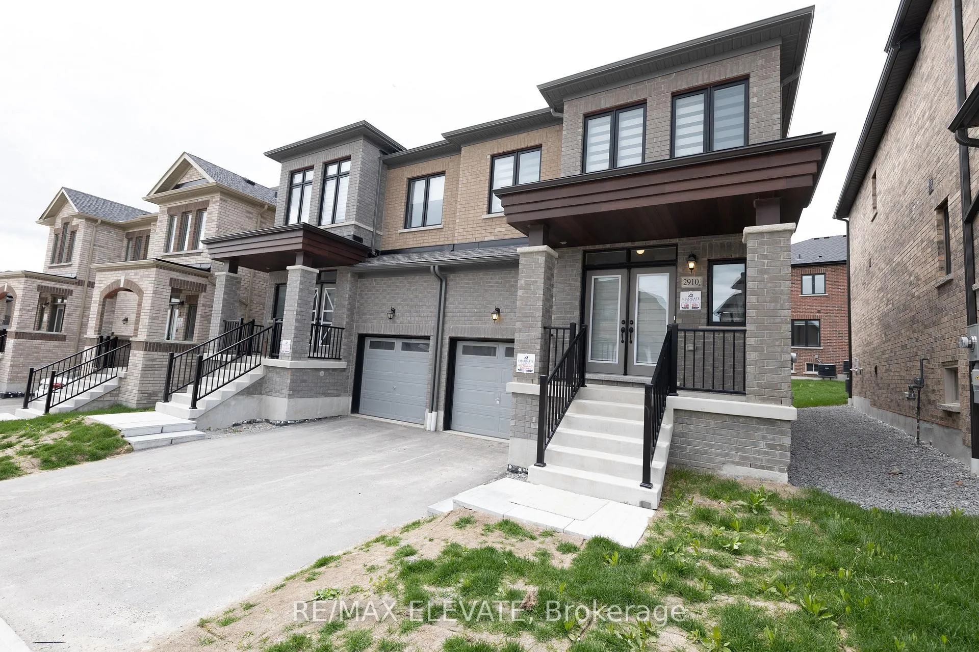 Photo 1 of 2910 Starlight Drive, Pickering, Rural Pickering — HOMEH