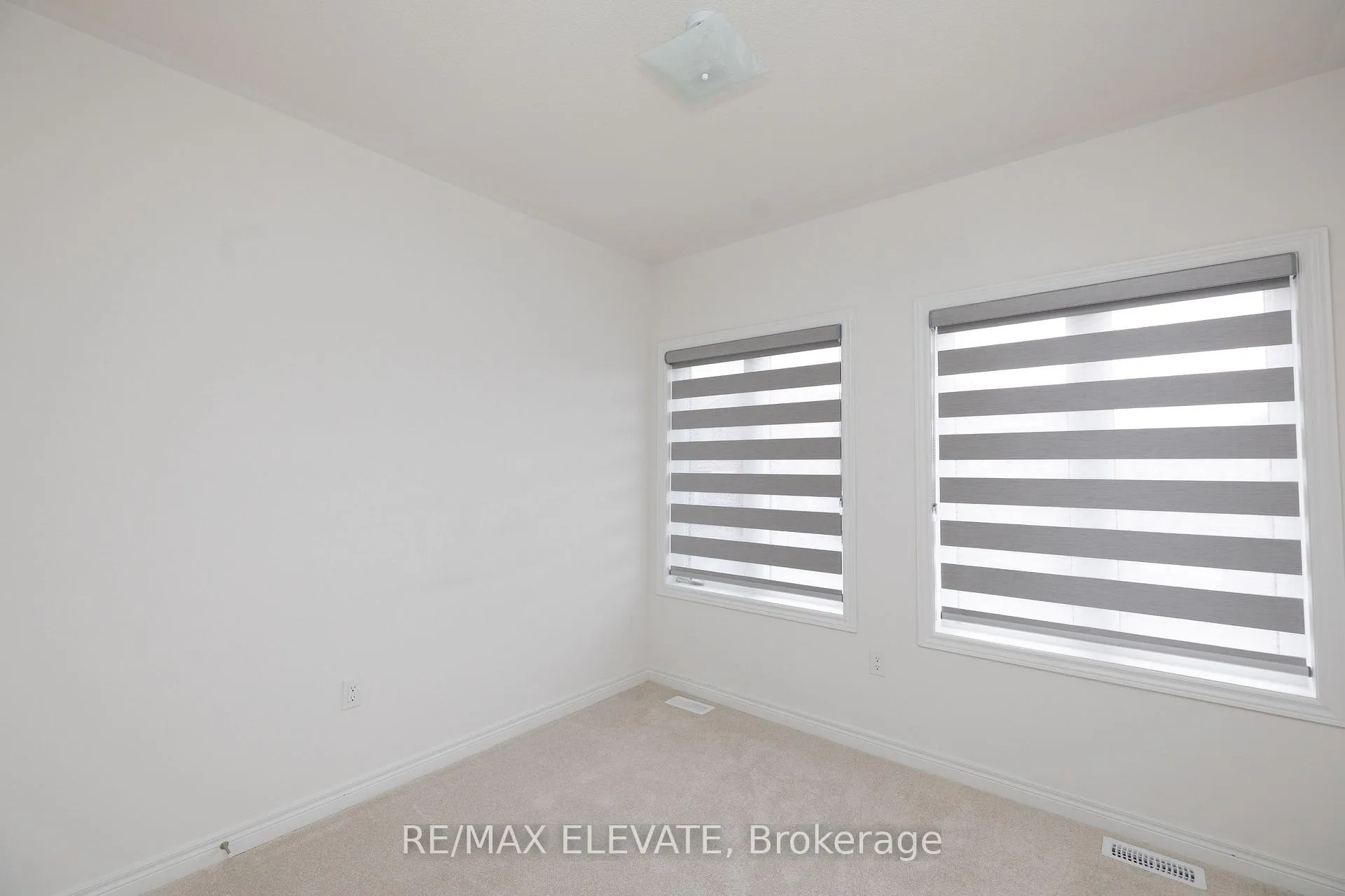Photo 11 of 2910 Starlight Drive, Pickering, Rural Pickering — HOMEH