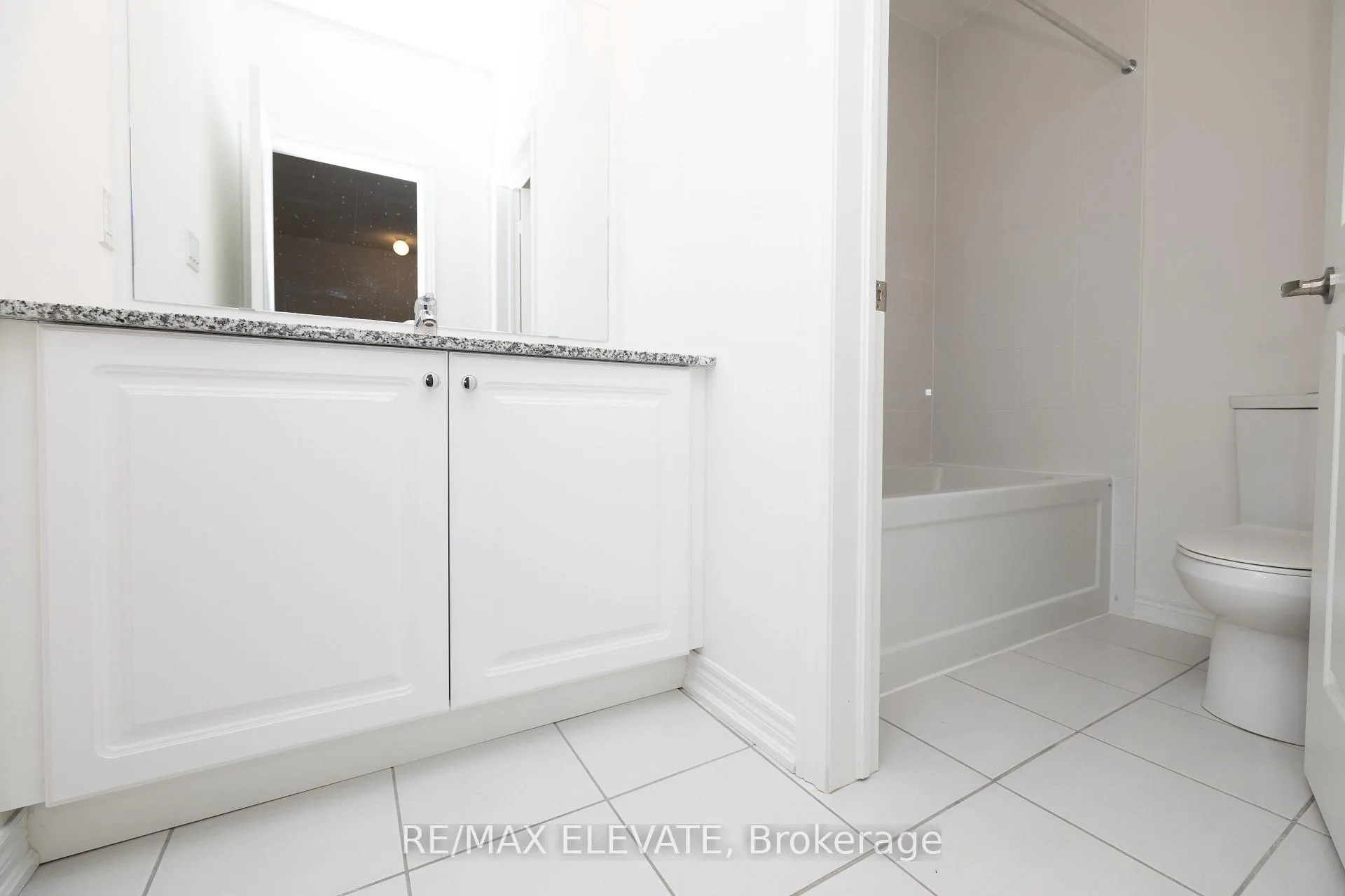 Photo 13 of 2910 Starlight Drive, Pickering, Rural Pickering — HOMEH