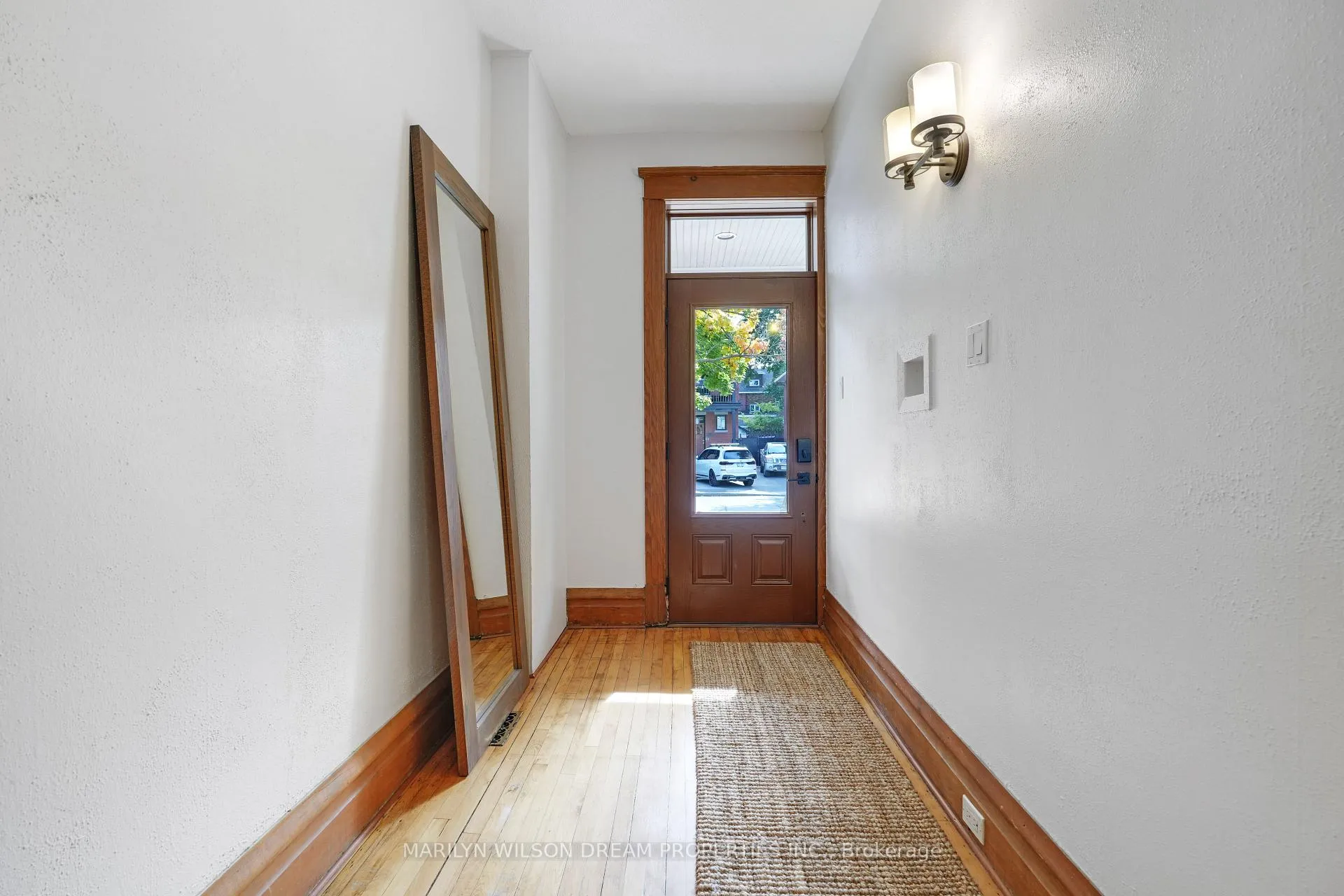 Photo 3 of 273 Powell Avenue, Ottawa, Glebe — HOMEH