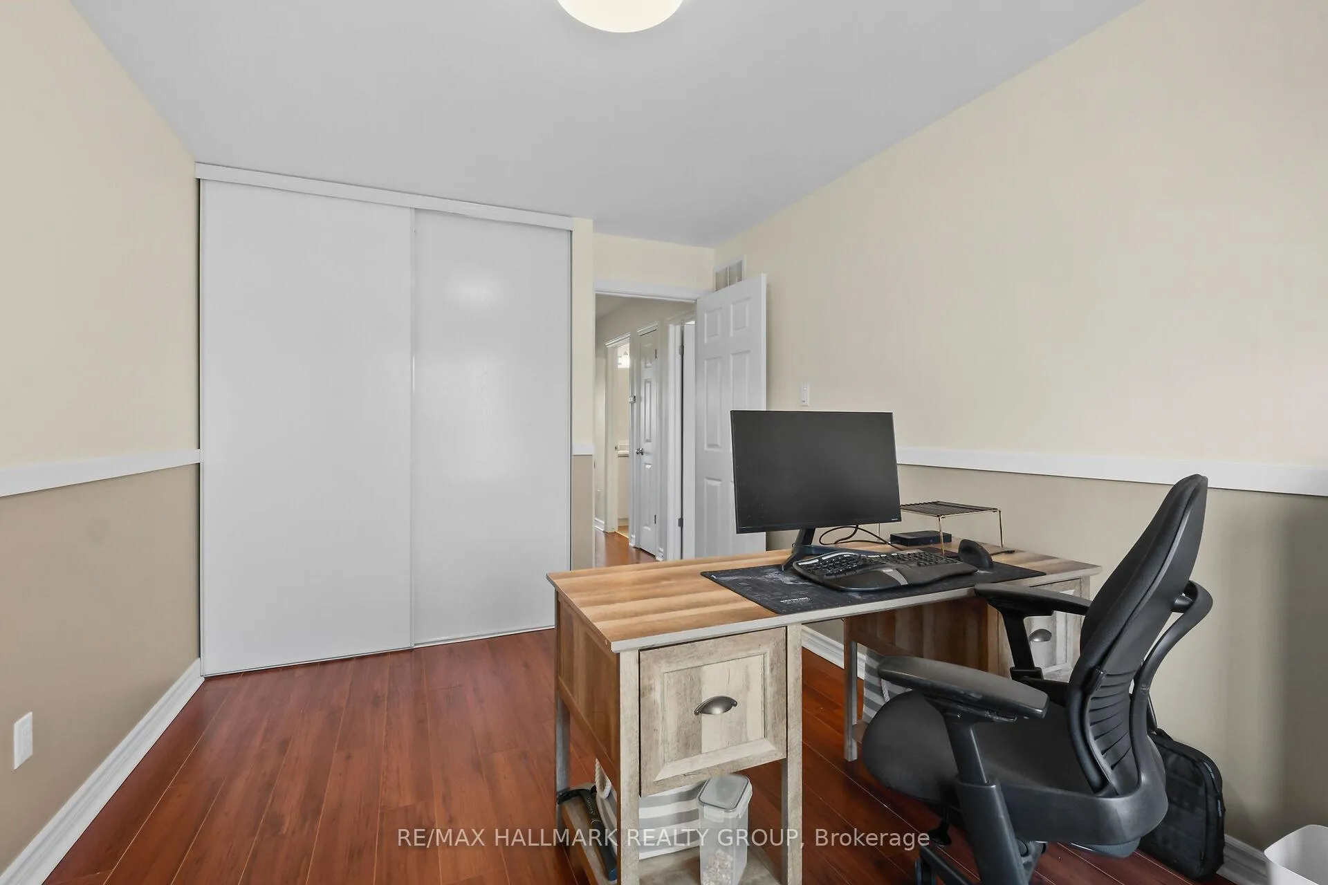 Photo 16 of 126 Silvermoon Crescent, Ottawa, Avalon East — HOMEH
