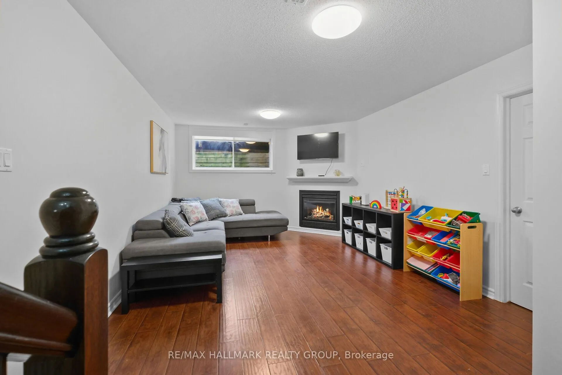 Photo 24 of 126 Silvermoon Crescent, Ottawa, Avalon East — HOMEH