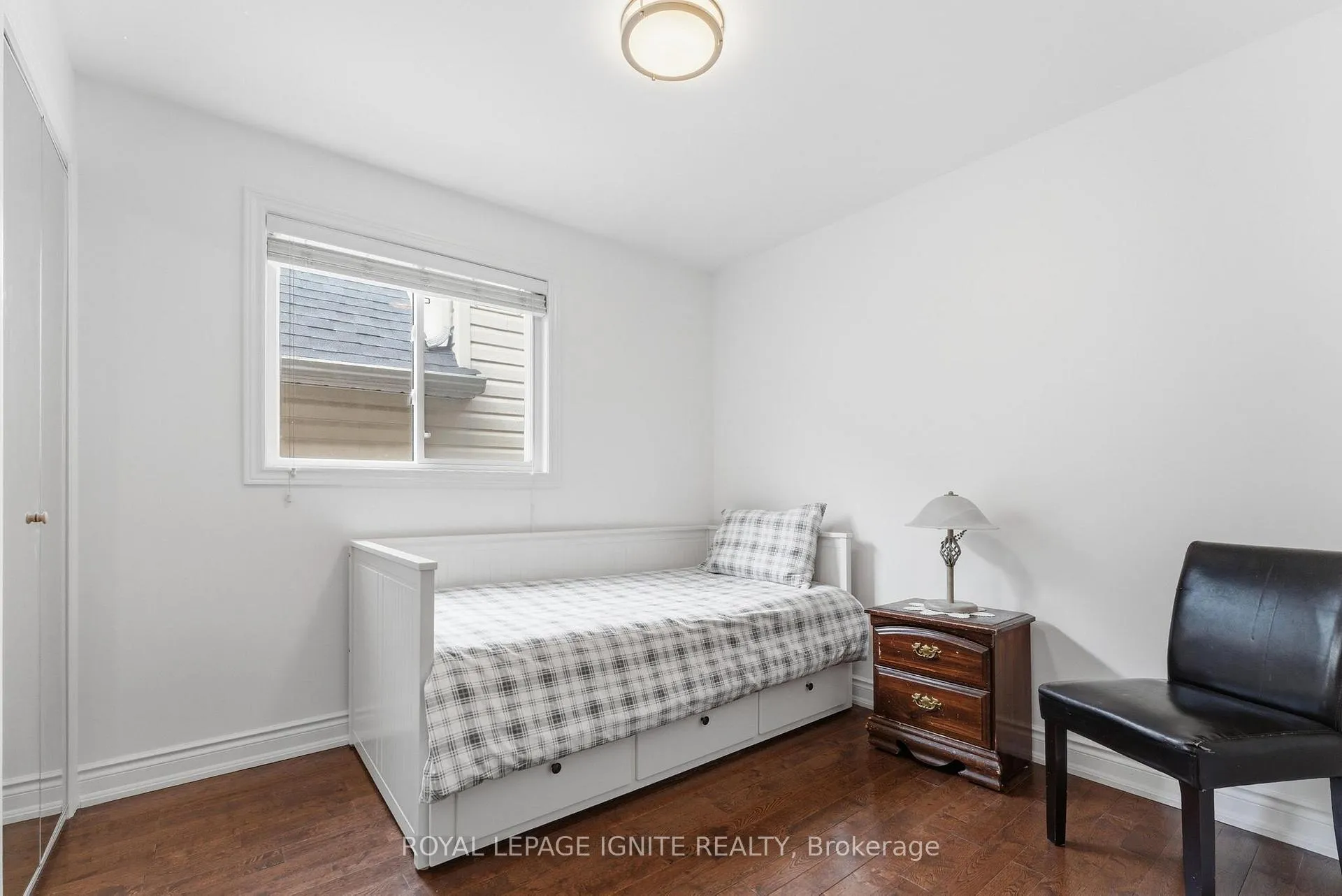 Photo 18 of 10 Cayuga Avenue, Toronto, Rockcliffe-Smythe — HOMEH