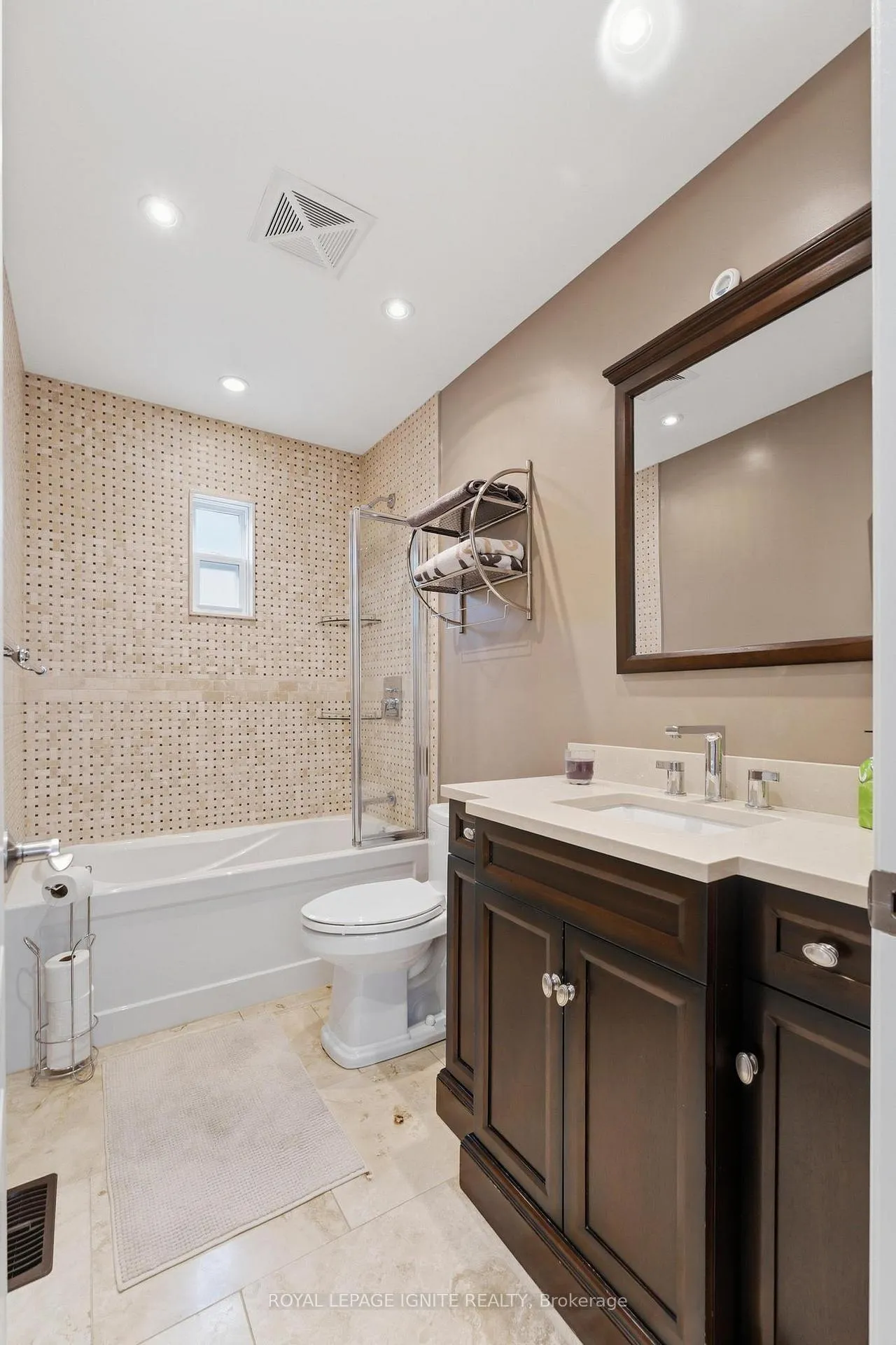 Photo 21 of 10 Cayuga Avenue, Toronto, Rockcliffe-Smythe — HOMEH