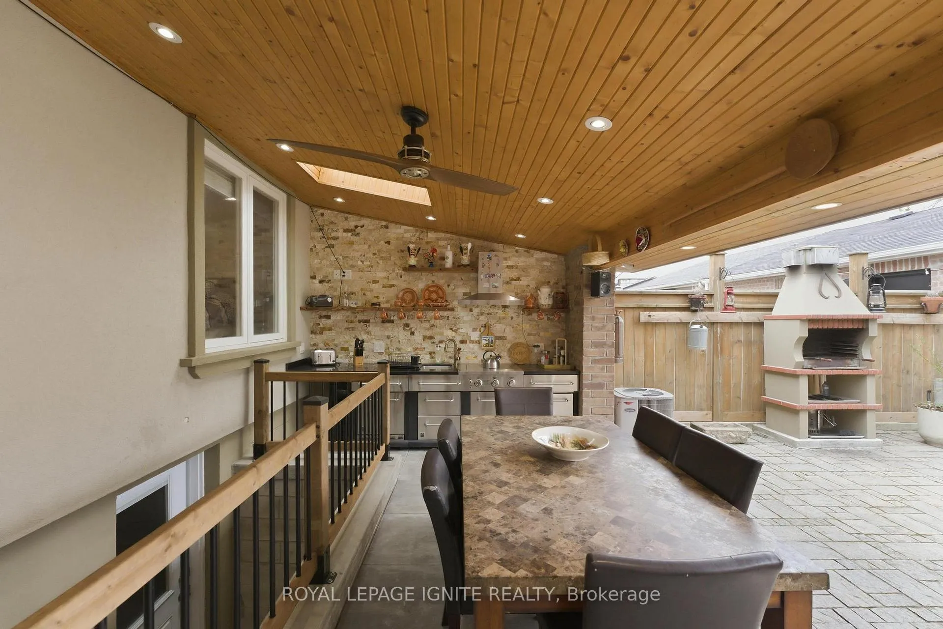 Photo 36 of 10 Cayuga Avenue, Toronto, Rockcliffe-Smythe — HOMEH