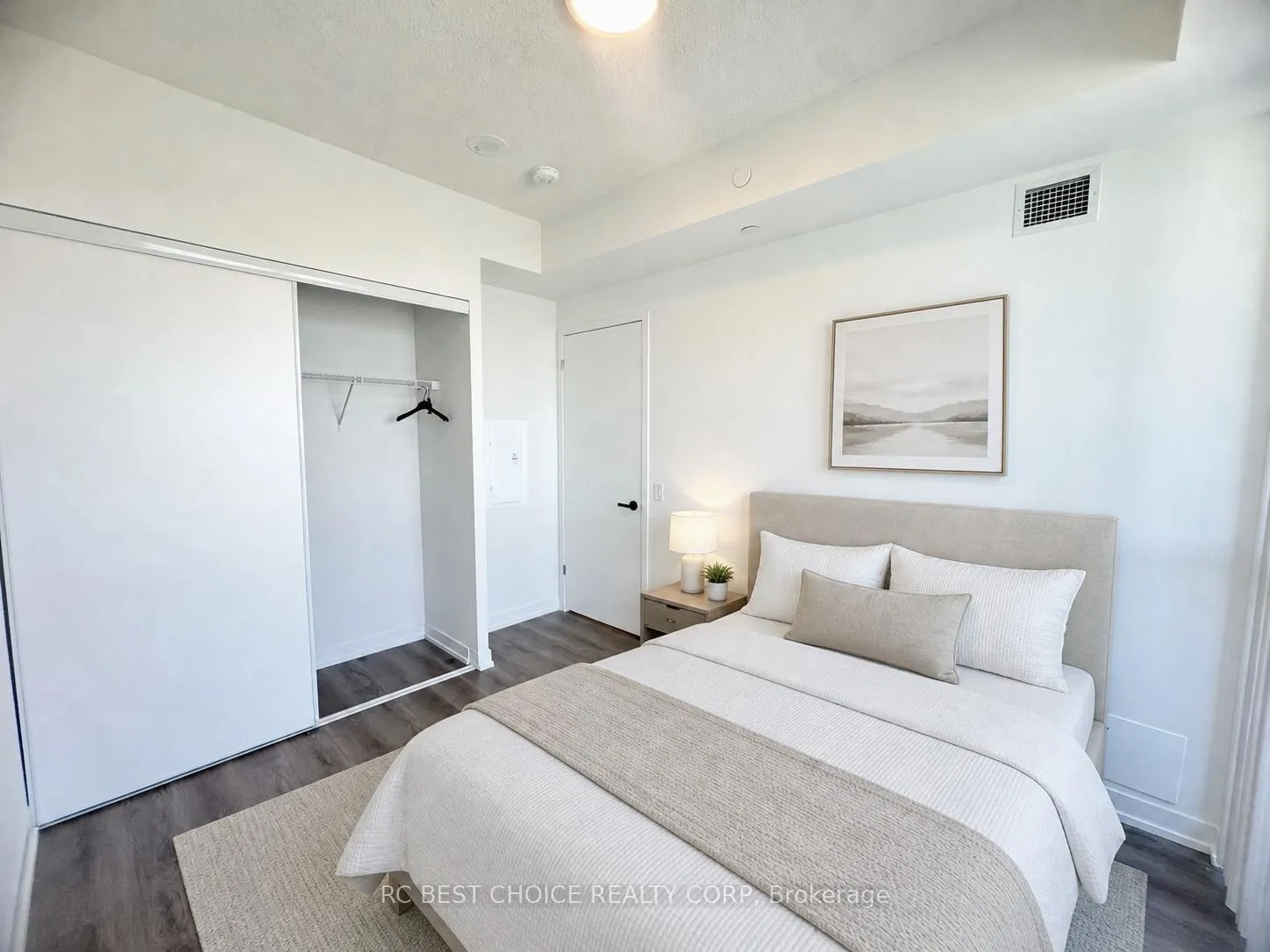 Photo 2 of Unit 5011, 225 Commerce Street, Vaughan, Vaughan Corporate Centre — HOMEH