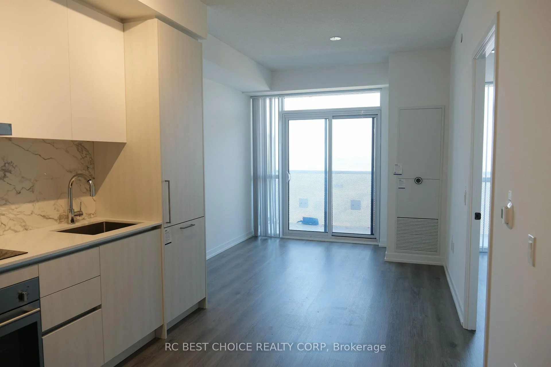 Photo 3 of Unit 5011, 225 Commerce Street, Vaughan, Vaughan Corporate Centre — HOMEH