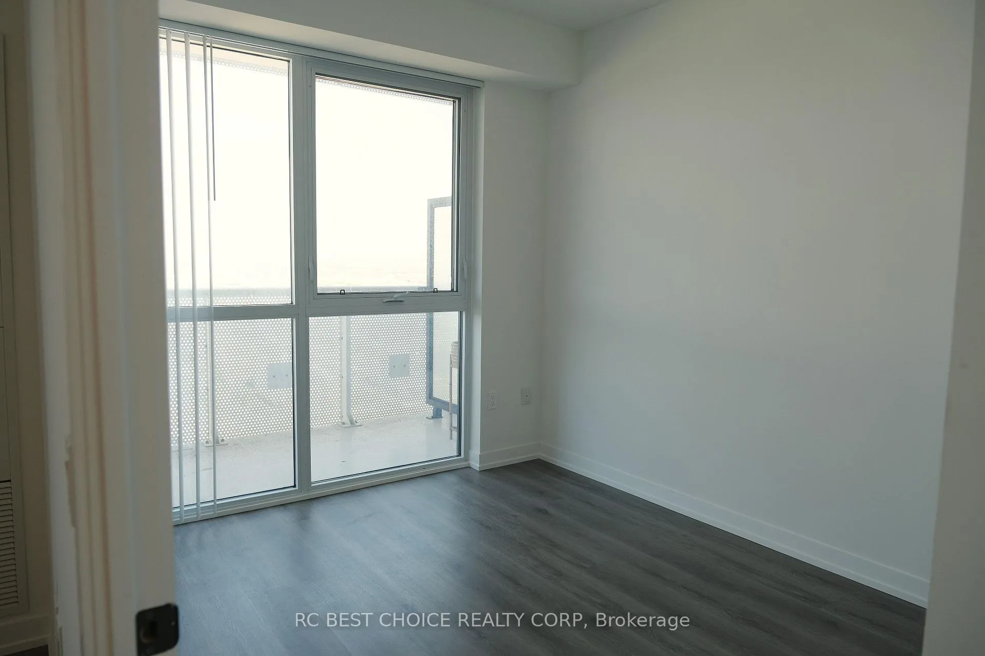 Photo 4 of Unit 5011, 225 Commerce Street, Vaughan, Vaughan Corporate Centre — HOMEH