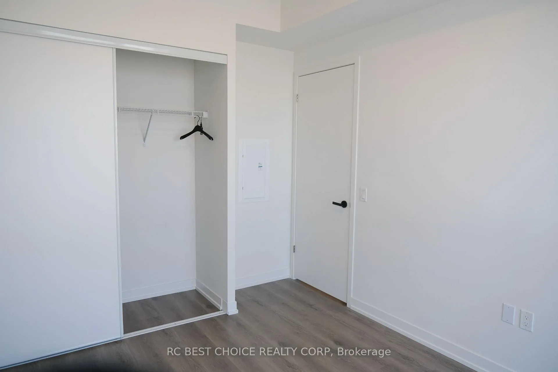 Photo 7 of Unit 5011, 225 Commerce Street, Vaughan, Vaughan Corporate Centre — HOMEH