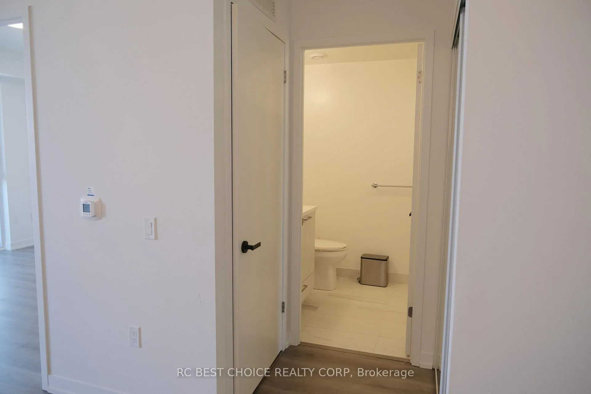 Photo 10 of Unit 5011, 225 Commerce Street, Vaughan, Vaughan Corporate Centre — HOMEH