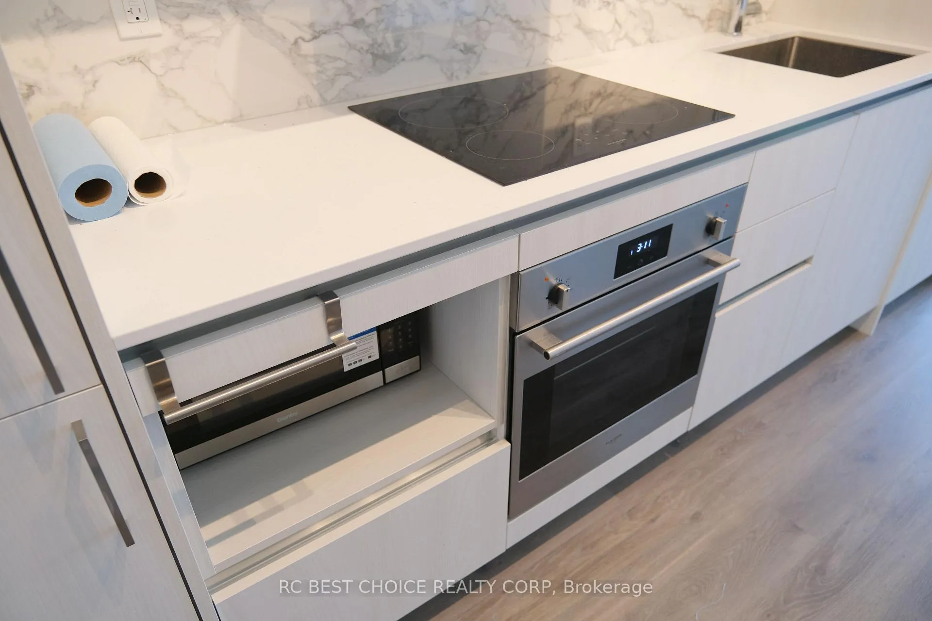 Photo 14 of Unit 5011, 225 Commerce Street, Vaughan, Vaughan Corporate Centre — HOMEH