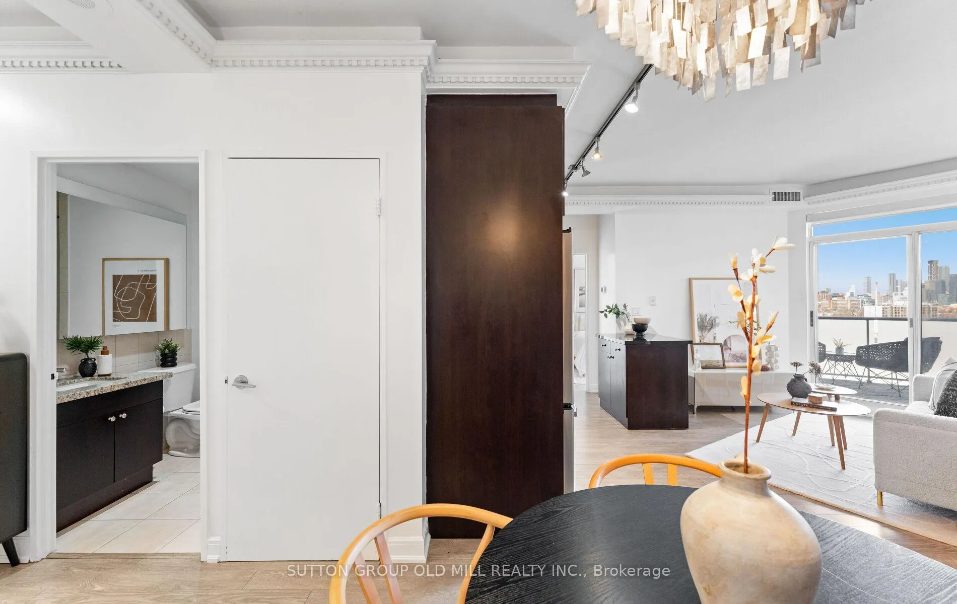 Photo 4 of Unit Lph 29, 1 Shaw Street, Toronto, Niagara — HOMEH