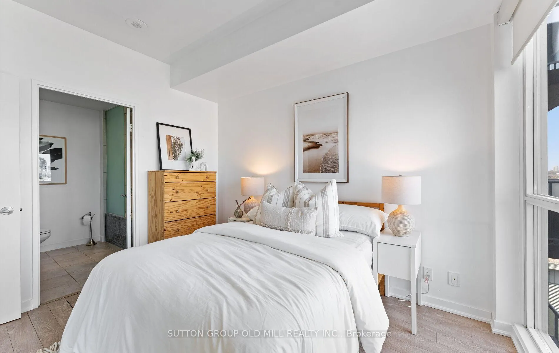 Photo 21 of Unit Lph 29, 1 Shaw Street, Toronto, Niagara — HOMEH
