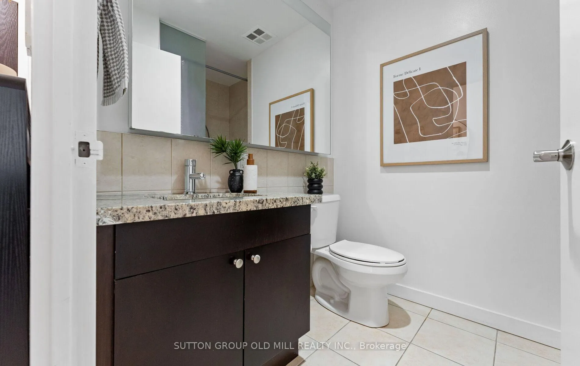 Photo 28 of Unit Lph 29, 1 Shaw Street, Toronto, Niagara — HOMEH