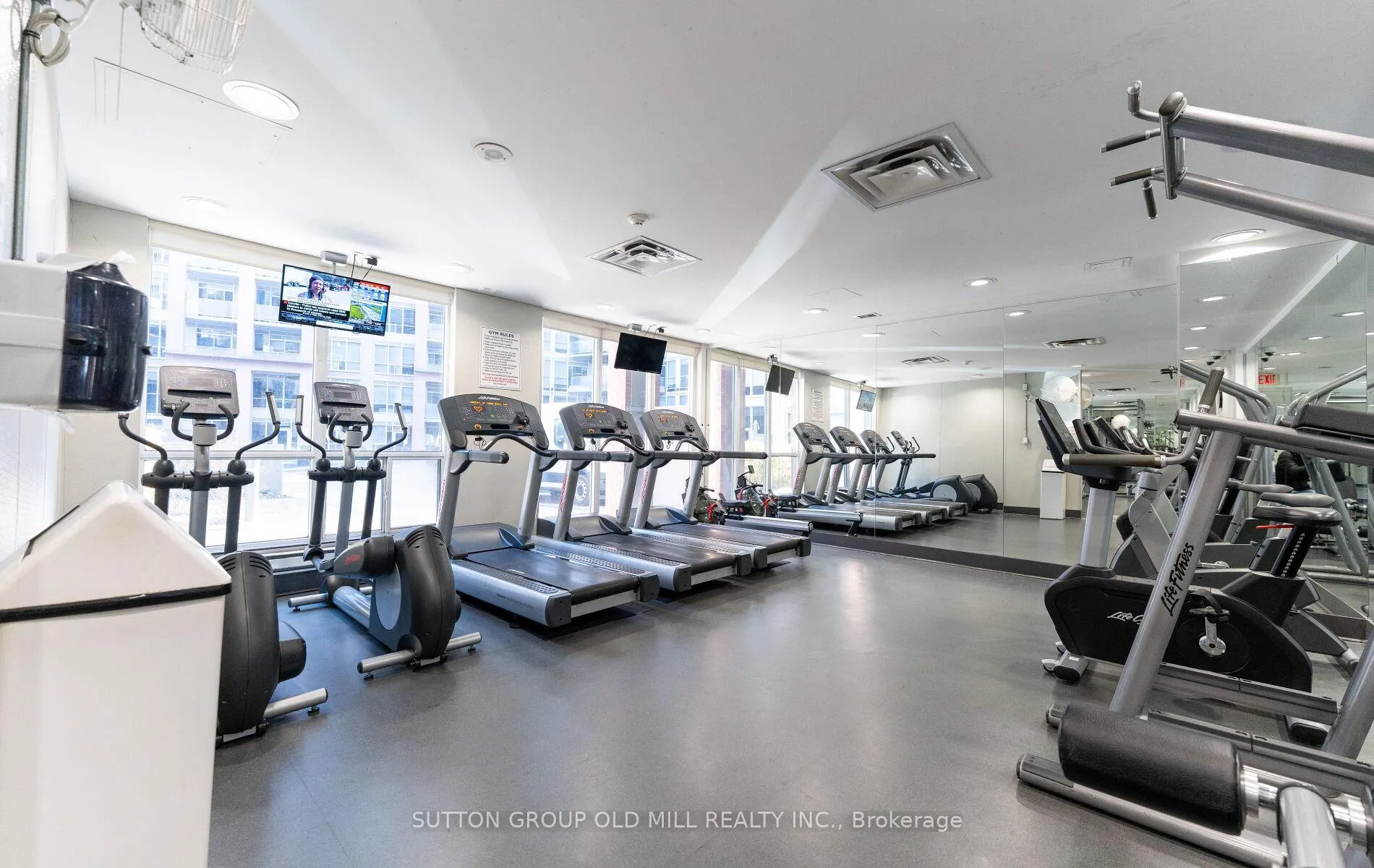 Photo 37 of Unit Lph 29, 1 Shaw Street, Toronto, Niagara — HOMEH