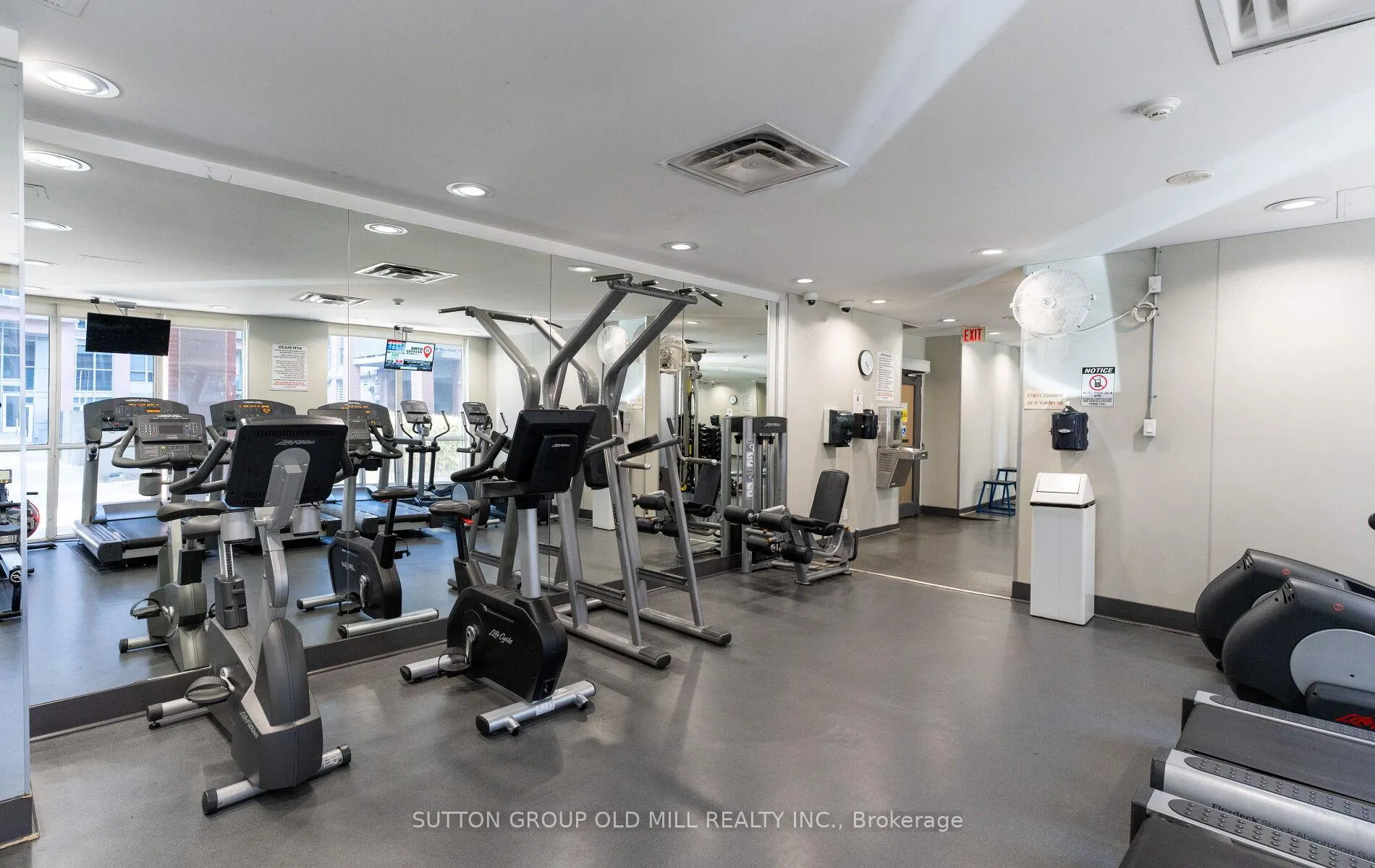 Photo 38 of Unit Lph 29, 1 Shaw Street, Toronto, Niagara — HOMEH