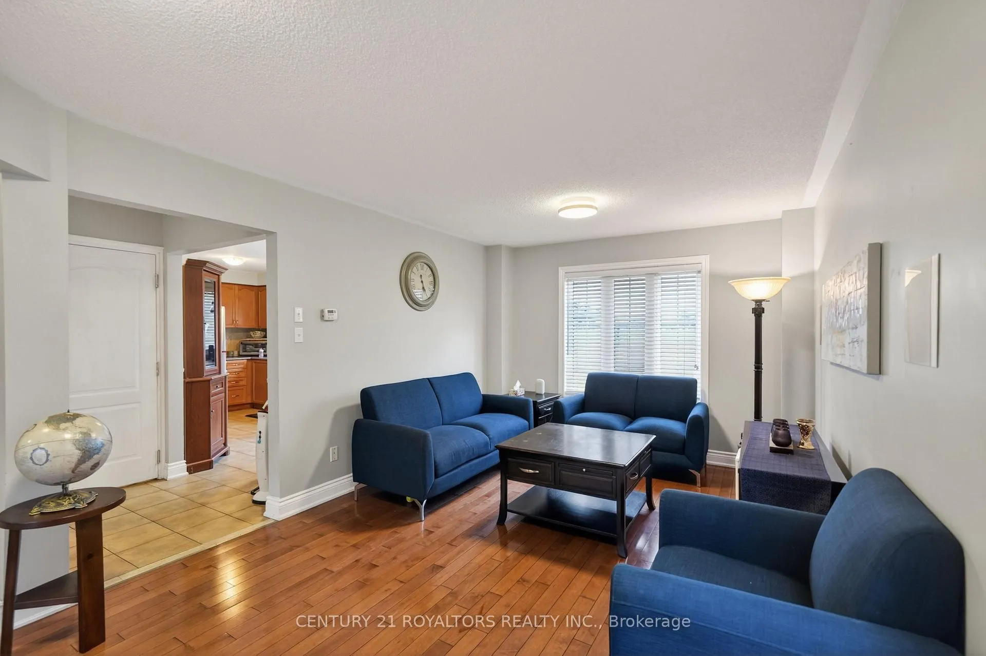 Photo 10 of 30 Trudelle Crescent, Brampton, Fletcher's Meadow — HOMEH