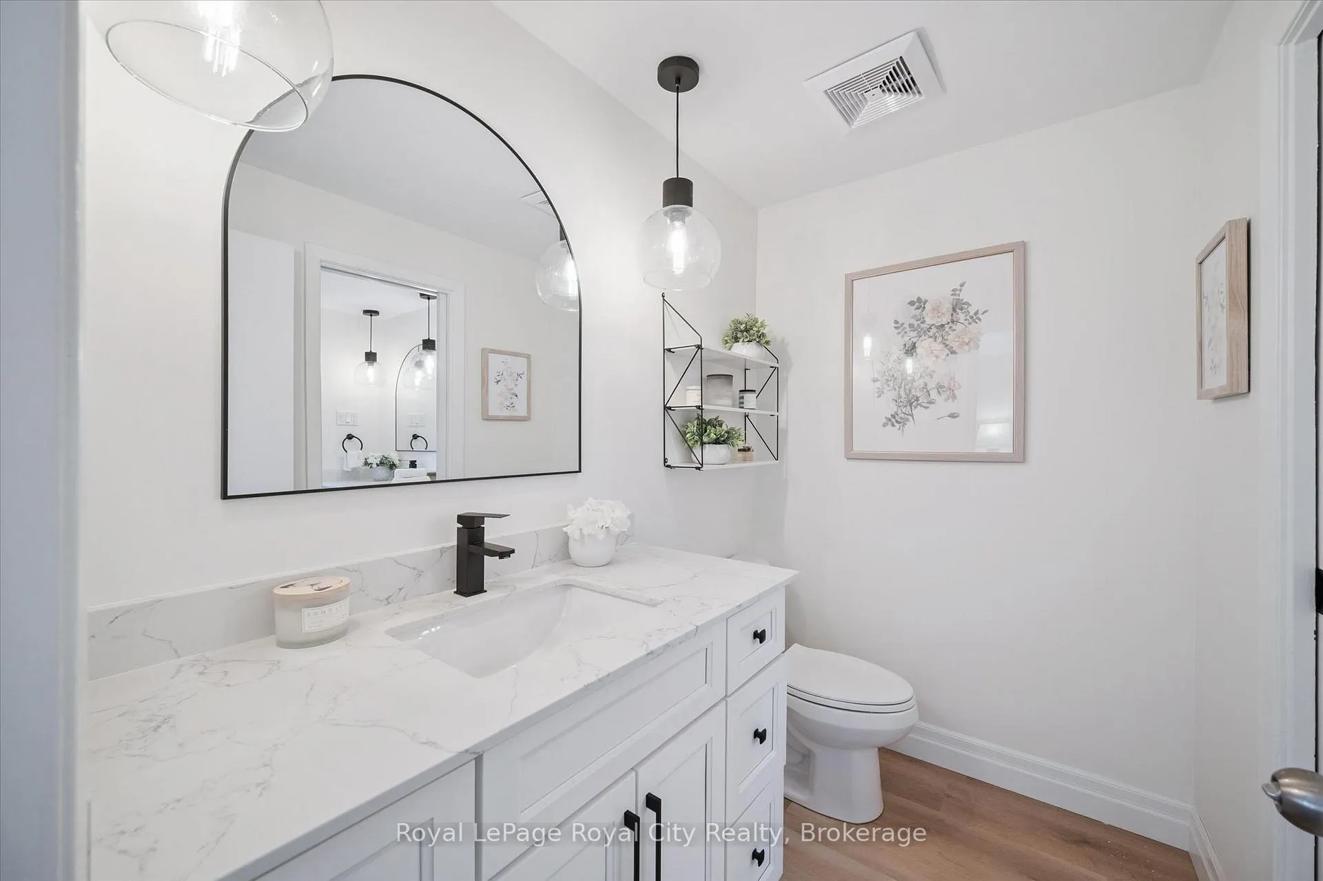 Photo 22 of 22 Crestwood Drive, Cambridge, St. Andrews Estates — HOMEH