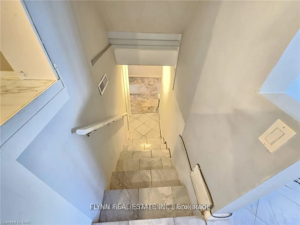 Photo 6 of Unit 2, 99 Golden Boulevard, Welland, Lincoln/Crowland — HOMEH