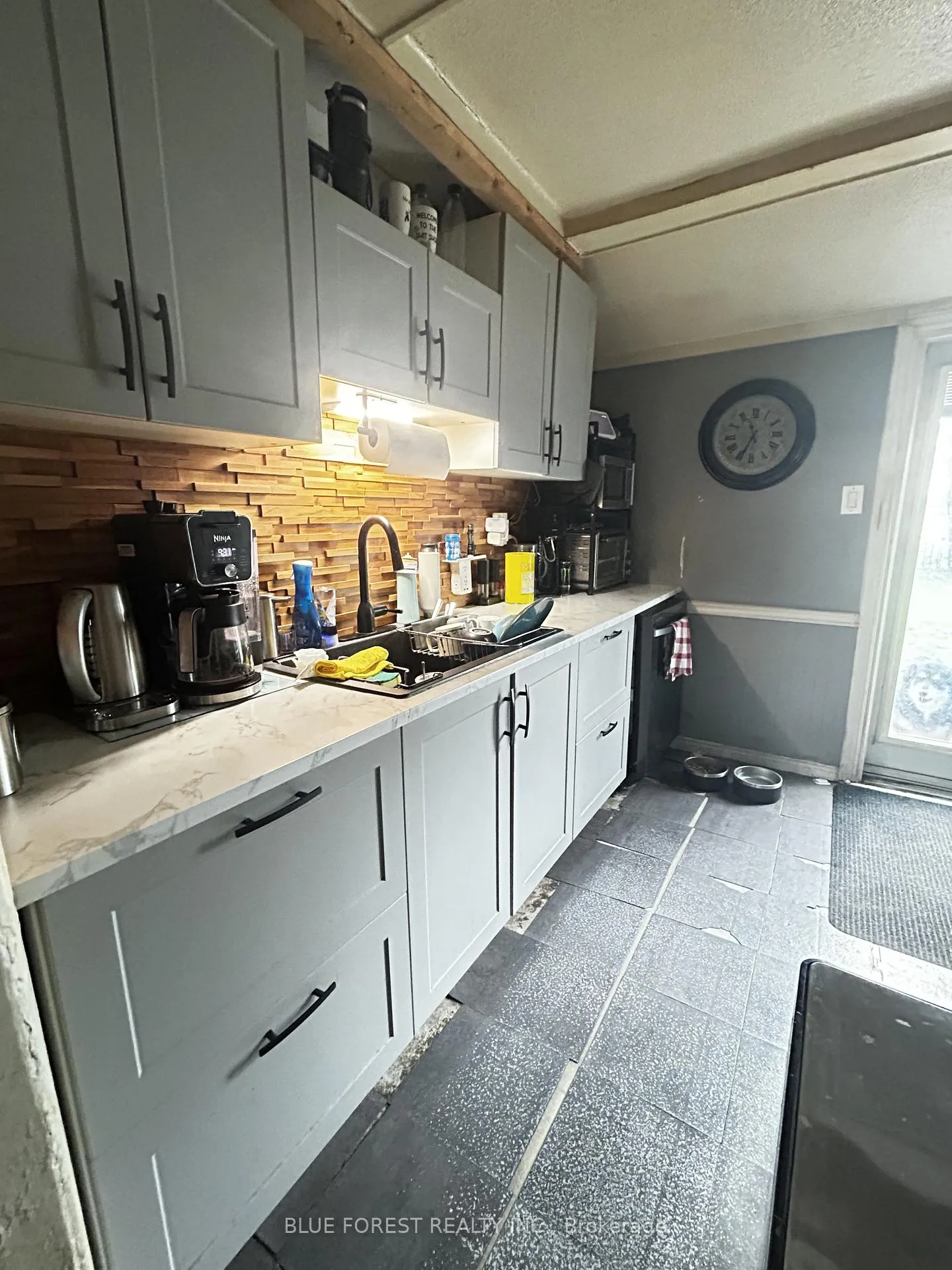 Photo 5 of 15 Alexandria Avenue, St. Thomas — HOMEH