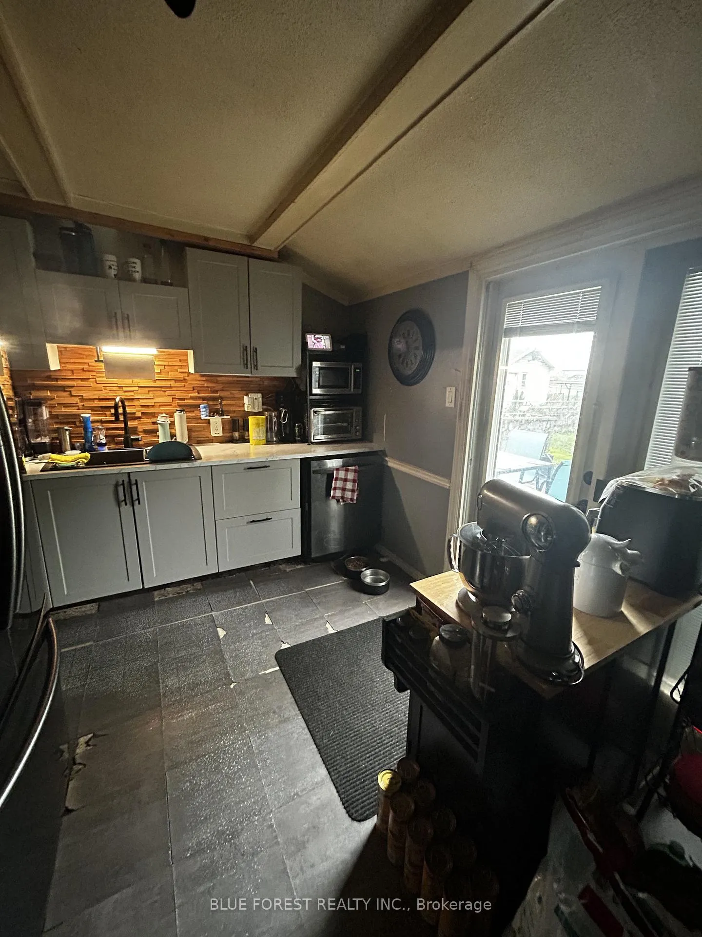 Photo 6 of 15 Alexandria Avenue, St. Thomas — HOMEH