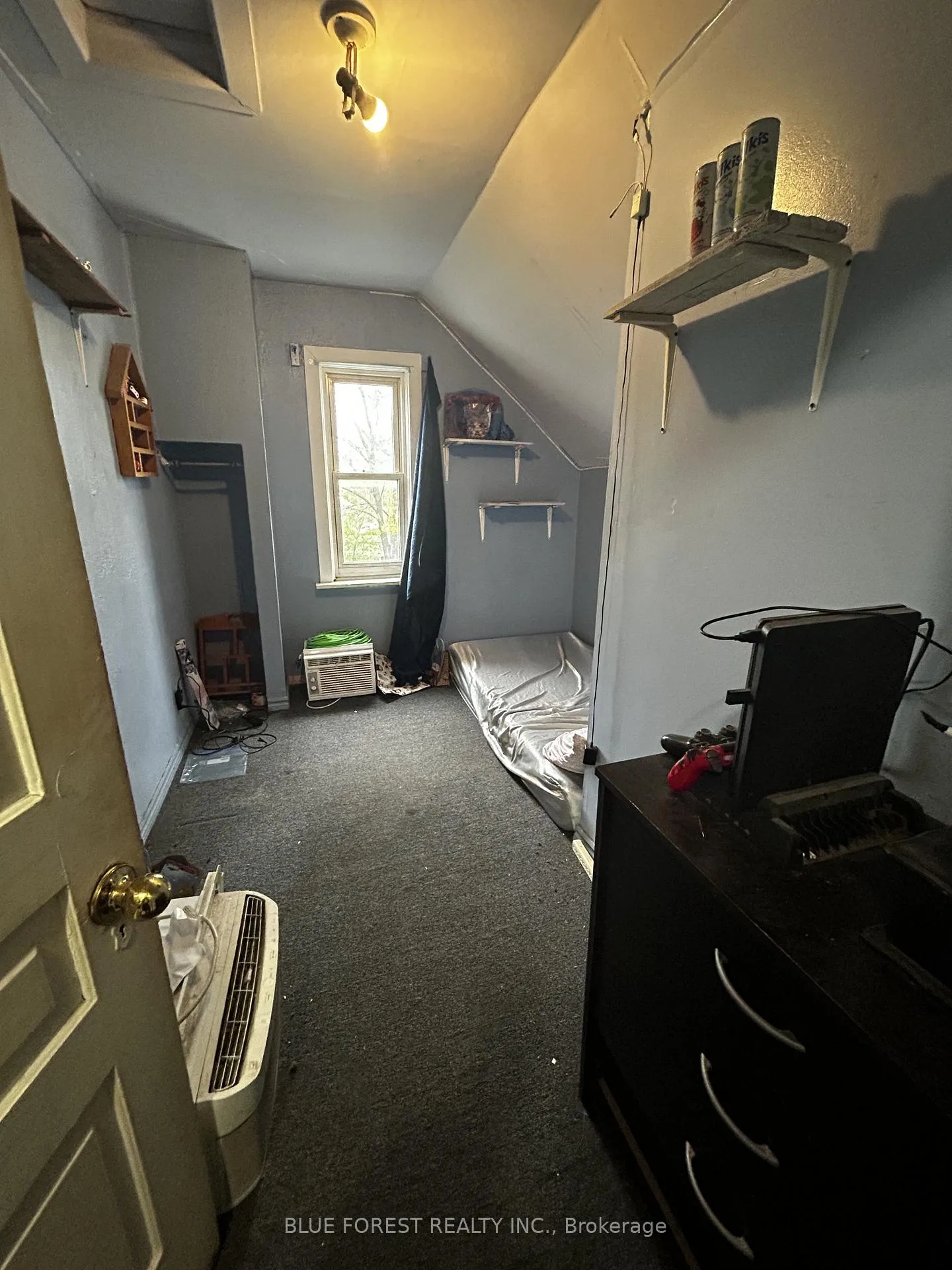 Photo 13 of 15 Alexandria Avenue, St. Thomas — HOMEH