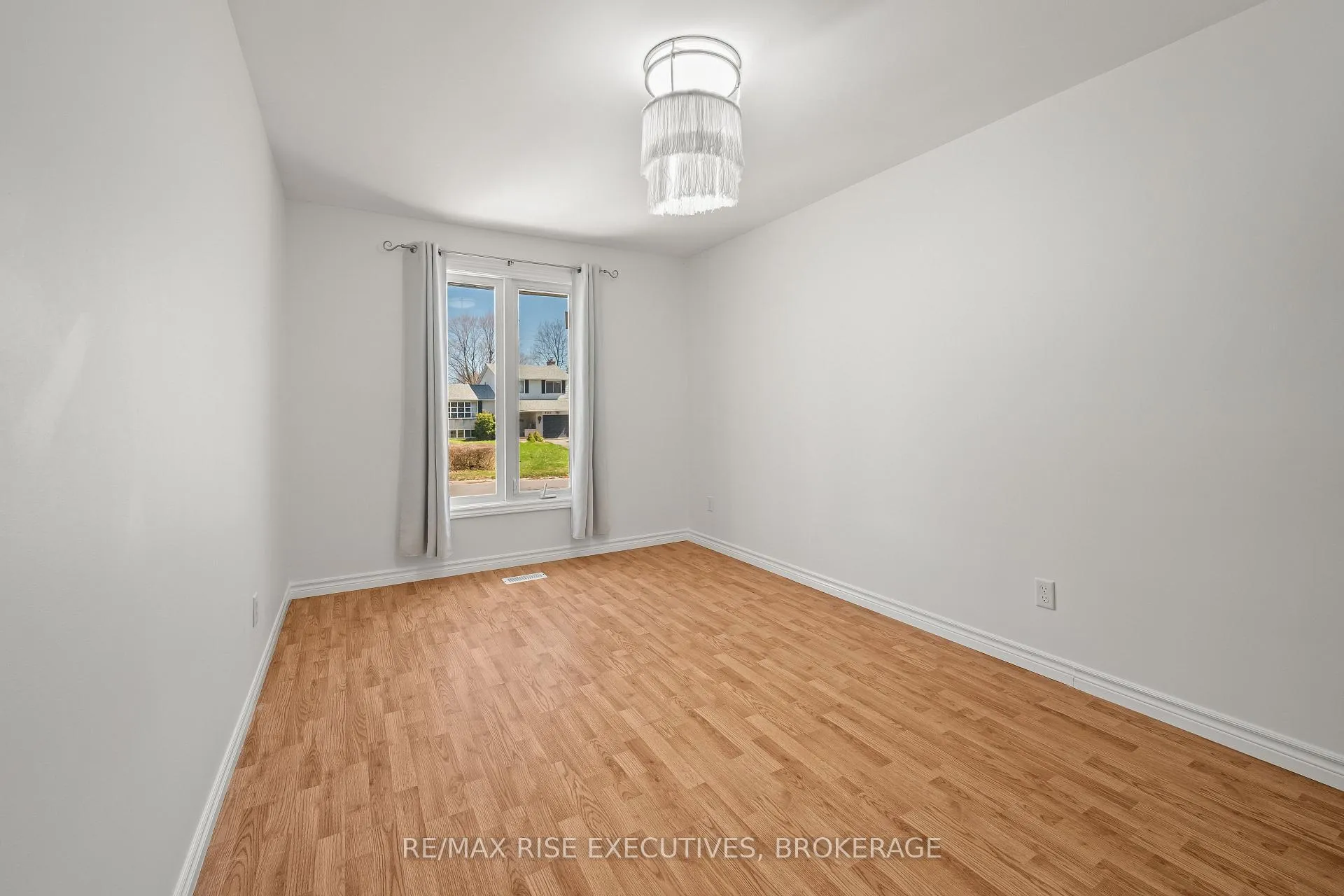 Photo 3 of 865 Danbury Road, Kingston, South of Taylor-Kidd Blvd — HOMEH